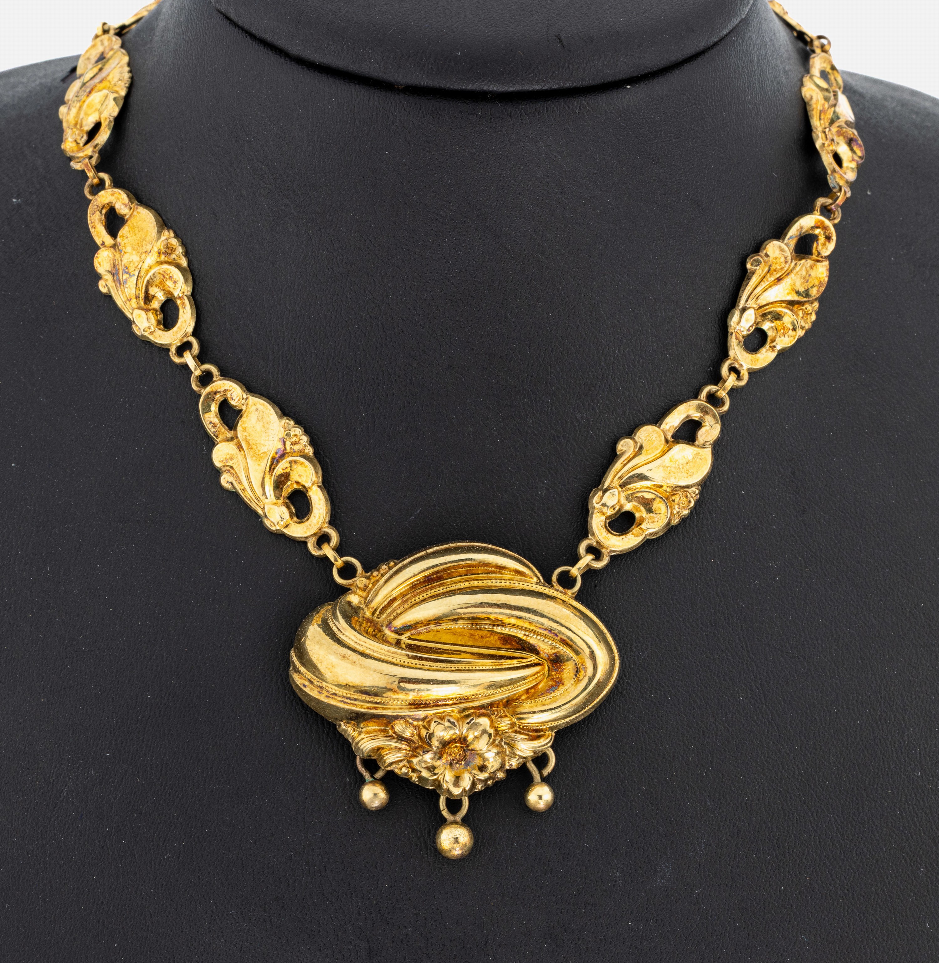 Image 27059684 - Biedermeier-Collier, um 1860, Silber gepr.,vergoldet, geschwungene Glieder hohl und ...