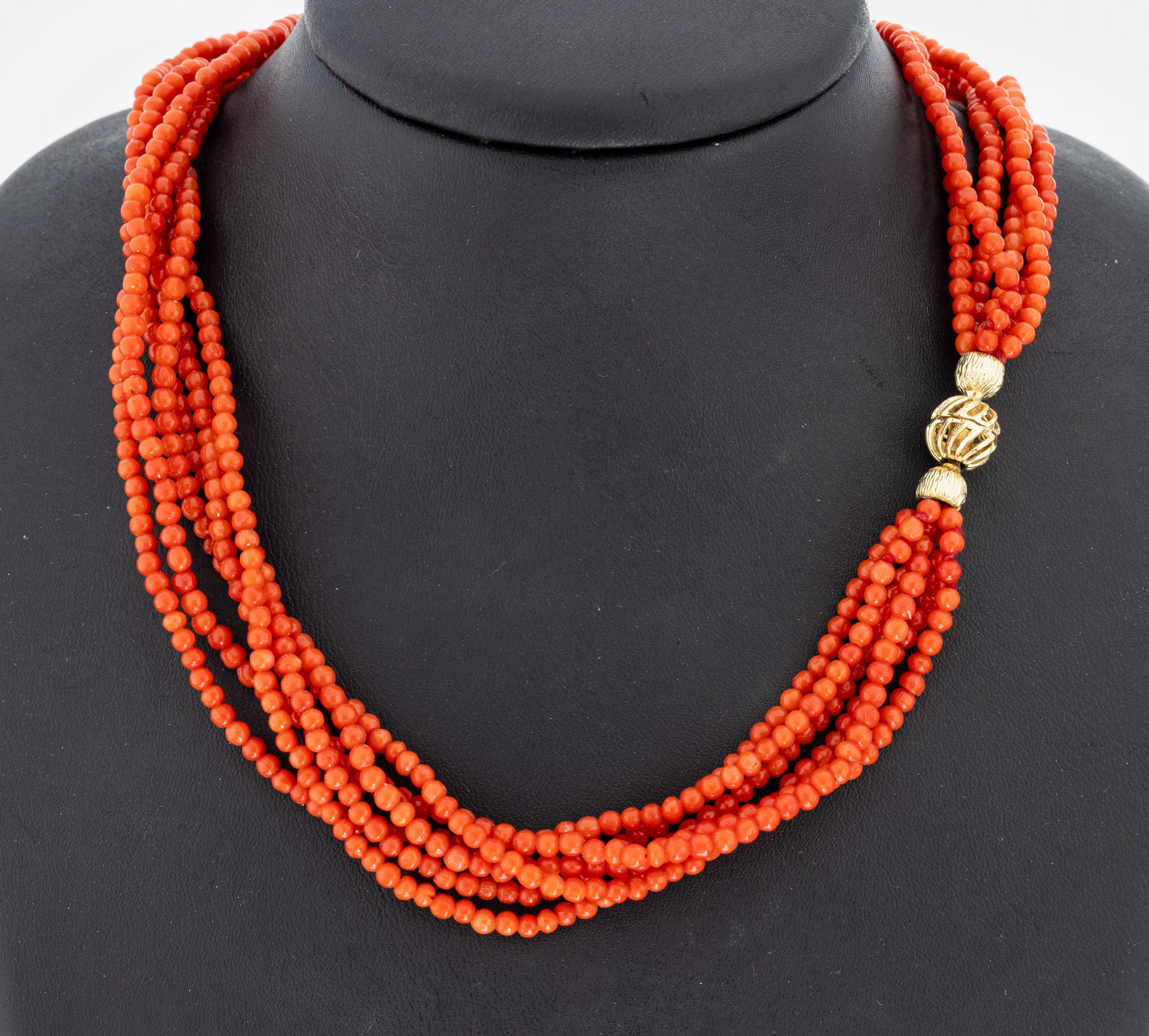 Image 27059689 - Korallen-Collier mit 14 kt Gold Schließe, GG 585/000, 6-rhg. Korallenkugeln, D. ca. ...