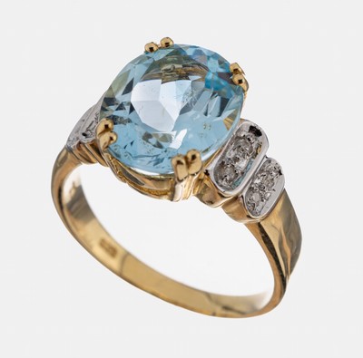 Image 14 kt Gold Topas-Diamant-Ring, GG 585/000, ovalfacett. Blautopas (beh.) ca. 4.0 ct, 8 ...
