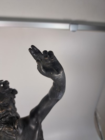 27059698m - Skulptur des tanzendes Fauns, um 1900, nach dem Vorbild aus Pompeij, Bronzeguß, Schwanz ...