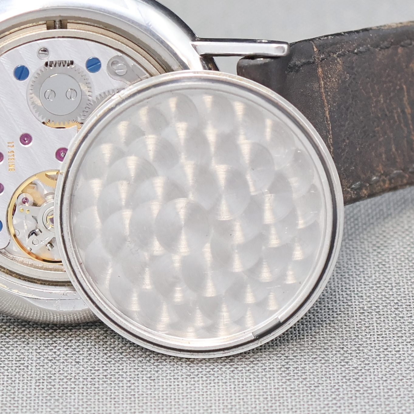 Detail g: NOMOS Ludwig Siemens Armbanduhr in Stahl, Deutschland verk. lt. beil. Pap. 09/2012, Handaufzug, Boden m. Widmung aufgedr., Lederband (zu ers.) m. ...