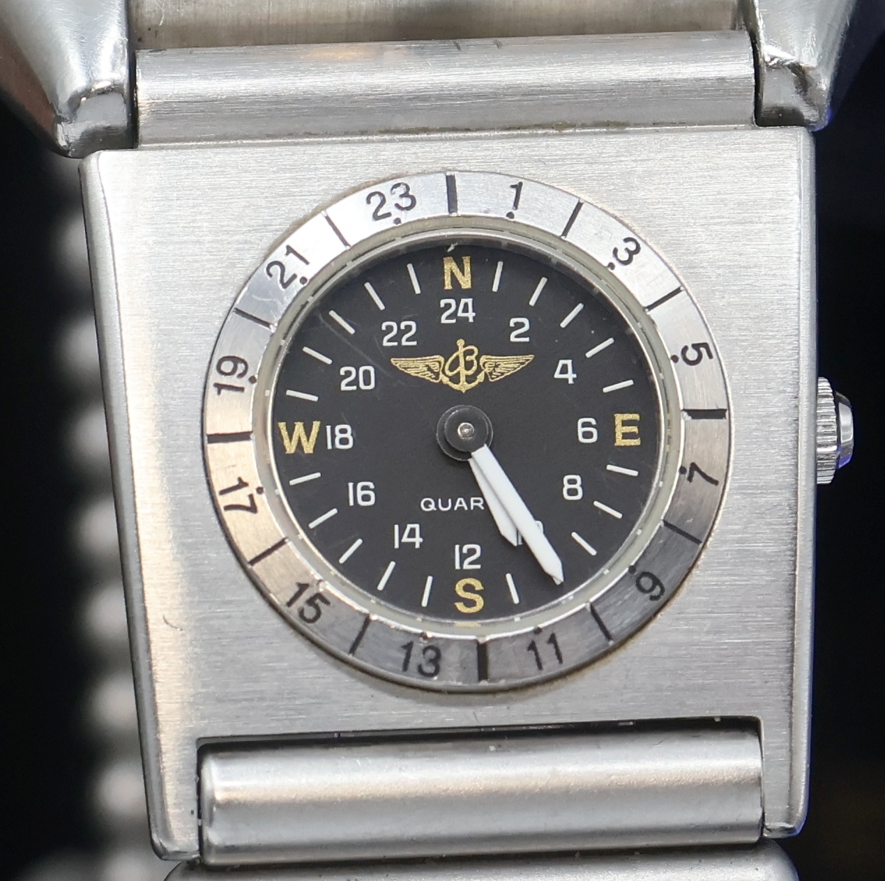 Detail b: BREITLING Herrenarmbanduhr Chronomat Referenz 81950, Schweiz um 1984, Automatik, Stahlgeh. inkl. Roleauxband m. UTC und dopp. Faltschl., zus. 2 ...