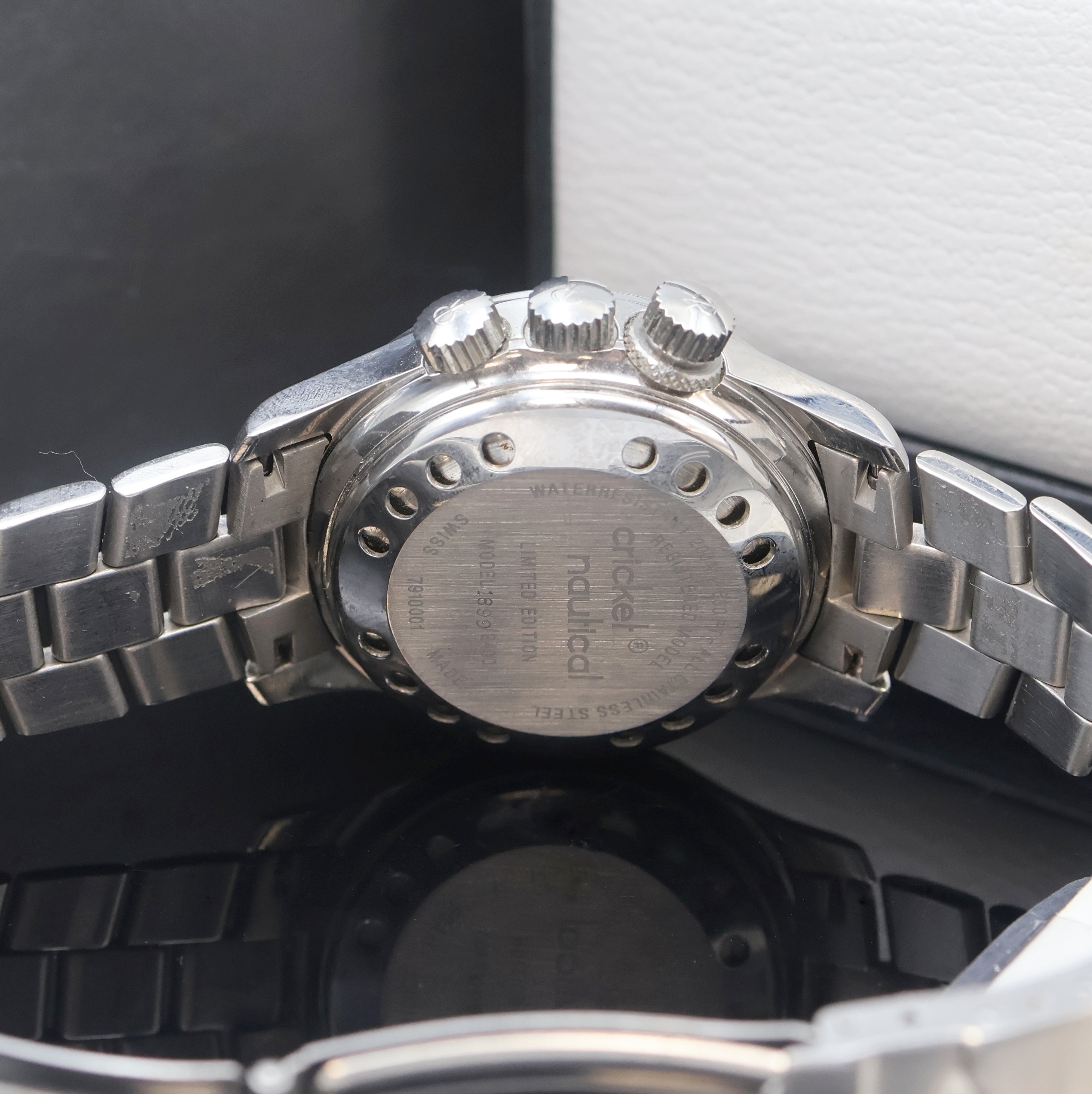 Detail e: REVUE THOMMEN Cricket Nautical auf 2.400 Stück limitierte Armbanduhr Referenz 791001, Handaufzug, Sondermodell in Edelstahl inkl. orig. Gliederband ...