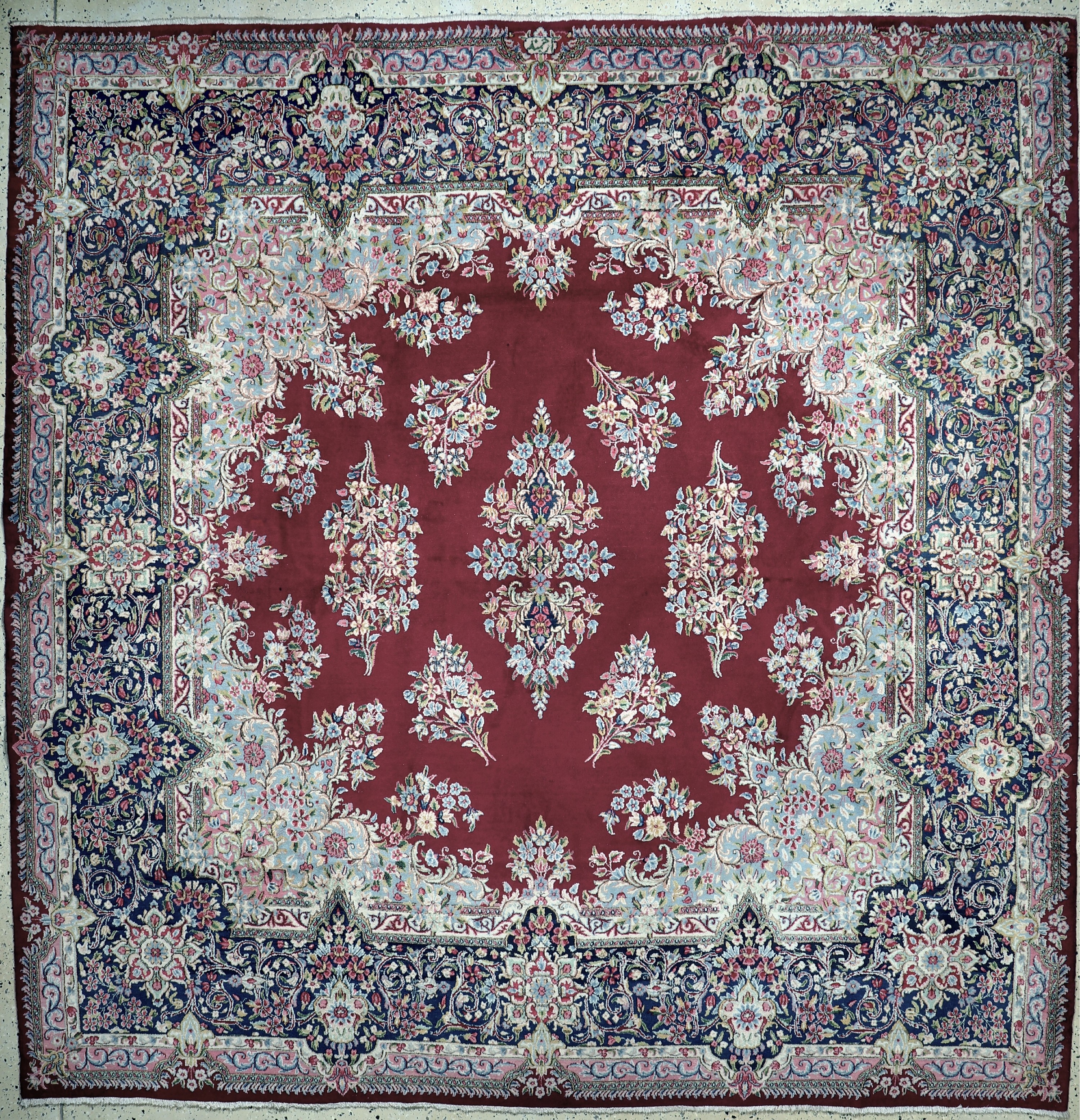 Image 27059815 - Kerman´Arjomand´ signiert, Persien, Mitte 20.Jhd, Wolle auf Baumwolle, ca. 300 x 300 ...