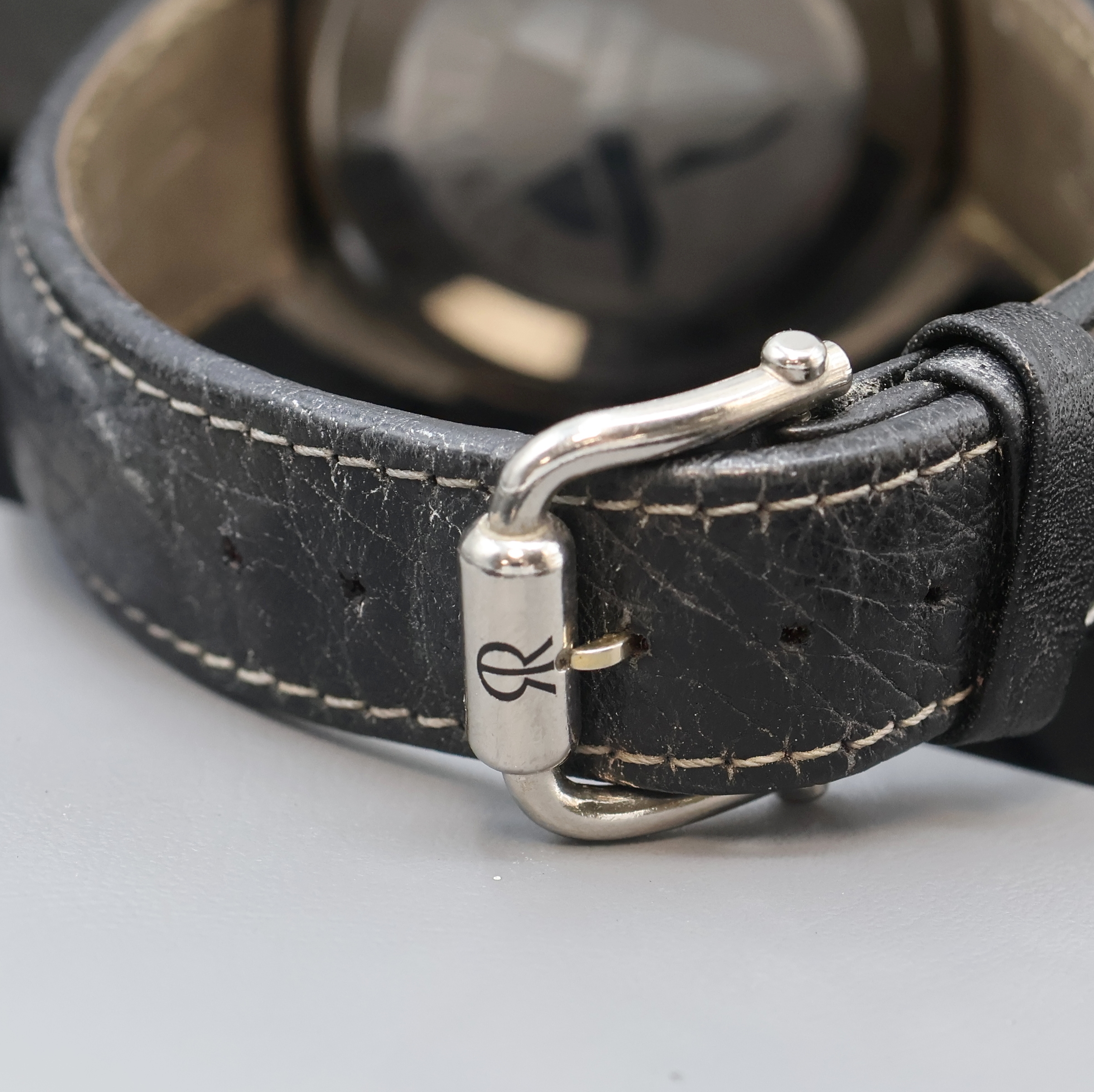 Detail e: REVUE THOMMEN Herrenarmbanduhr Altimark Referenz 581102, quarz, Multifunktion z.B. Bergsport, aufklappbares Doppelgehäuse, im Unterteil ...