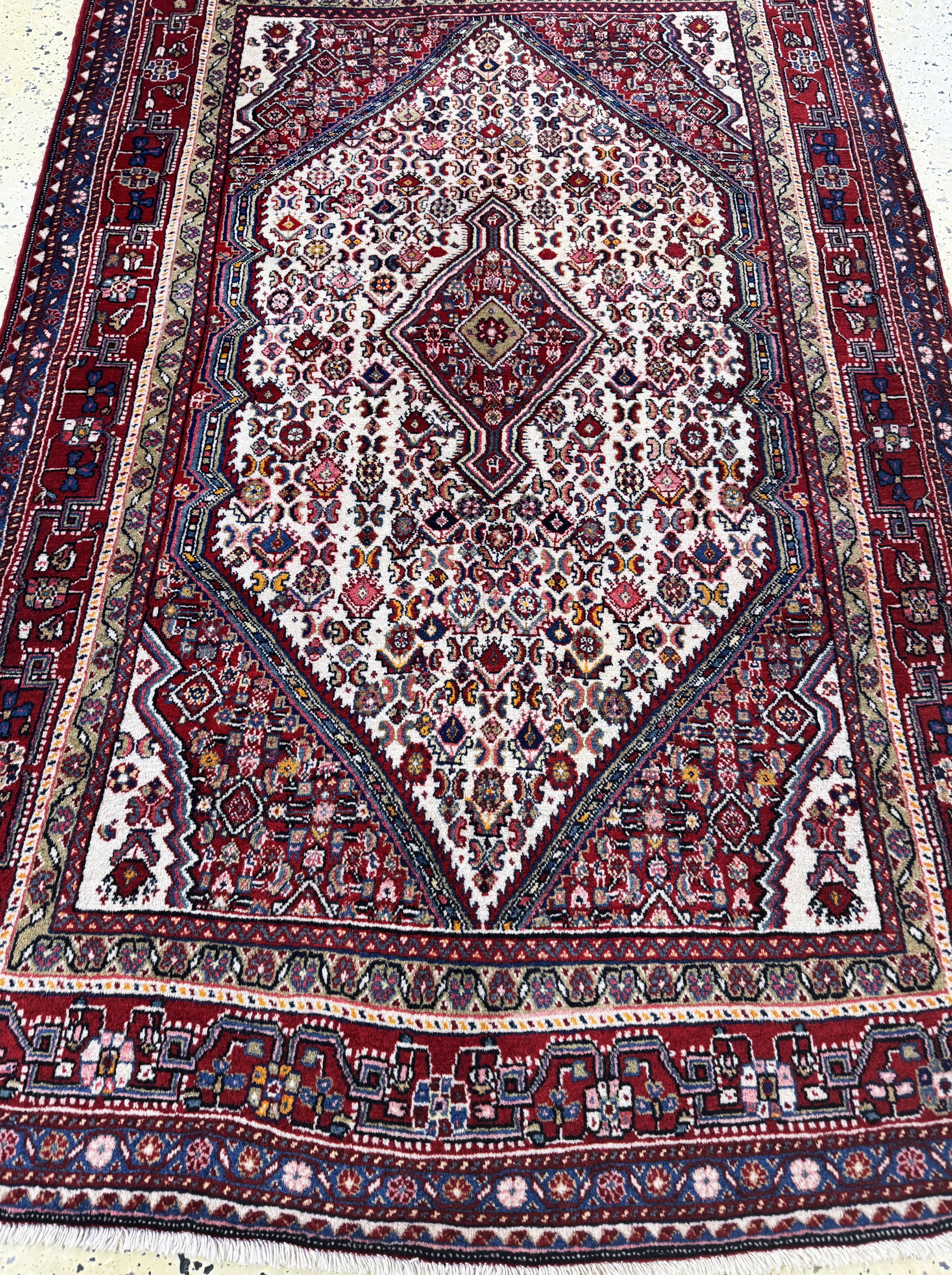 Detail d: Sarogh alt, Persien, Mitte 20.Jhd, Wolle auf Baumwolle, ca. 196 x 128 cm, EHZ: 2