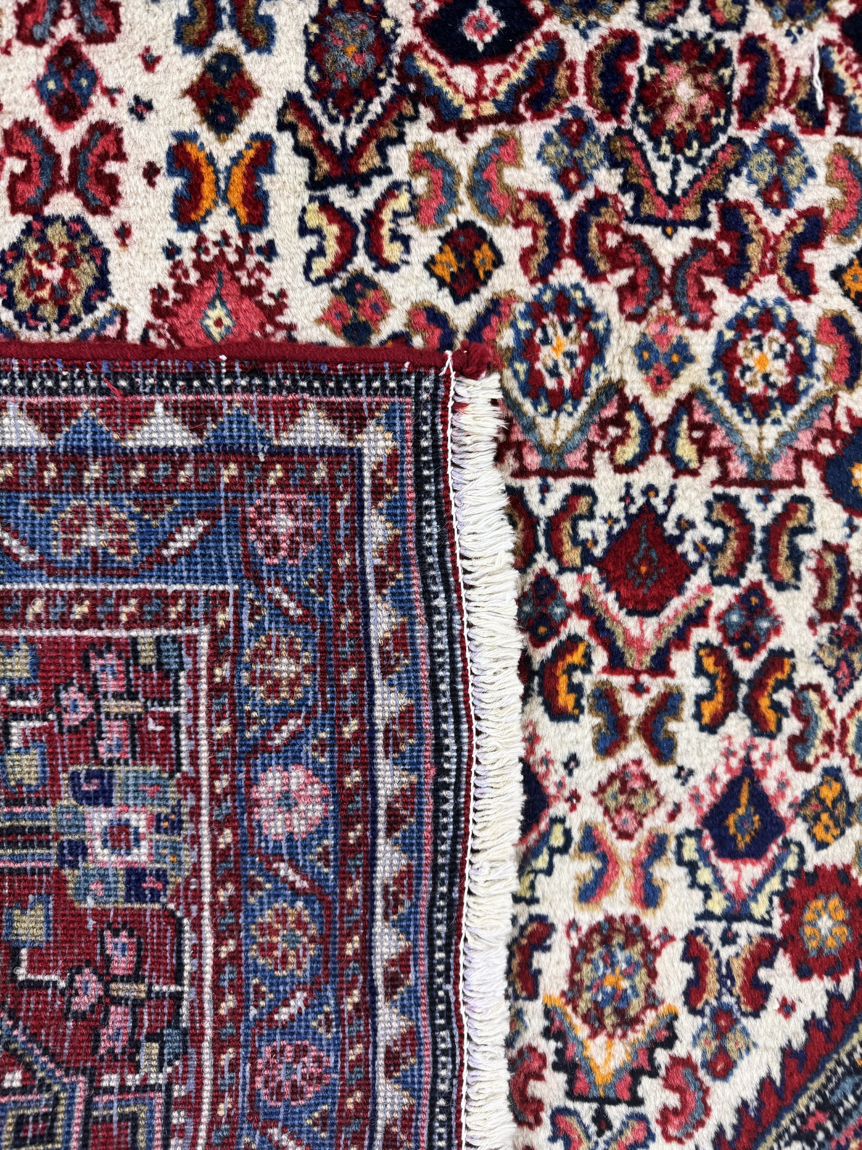 Detail e: Sarogh alt, Persien, Mitte 20.Jhd, Wolle auf Baumwolle, ca. 196 x 128 cm, EHZ: 2