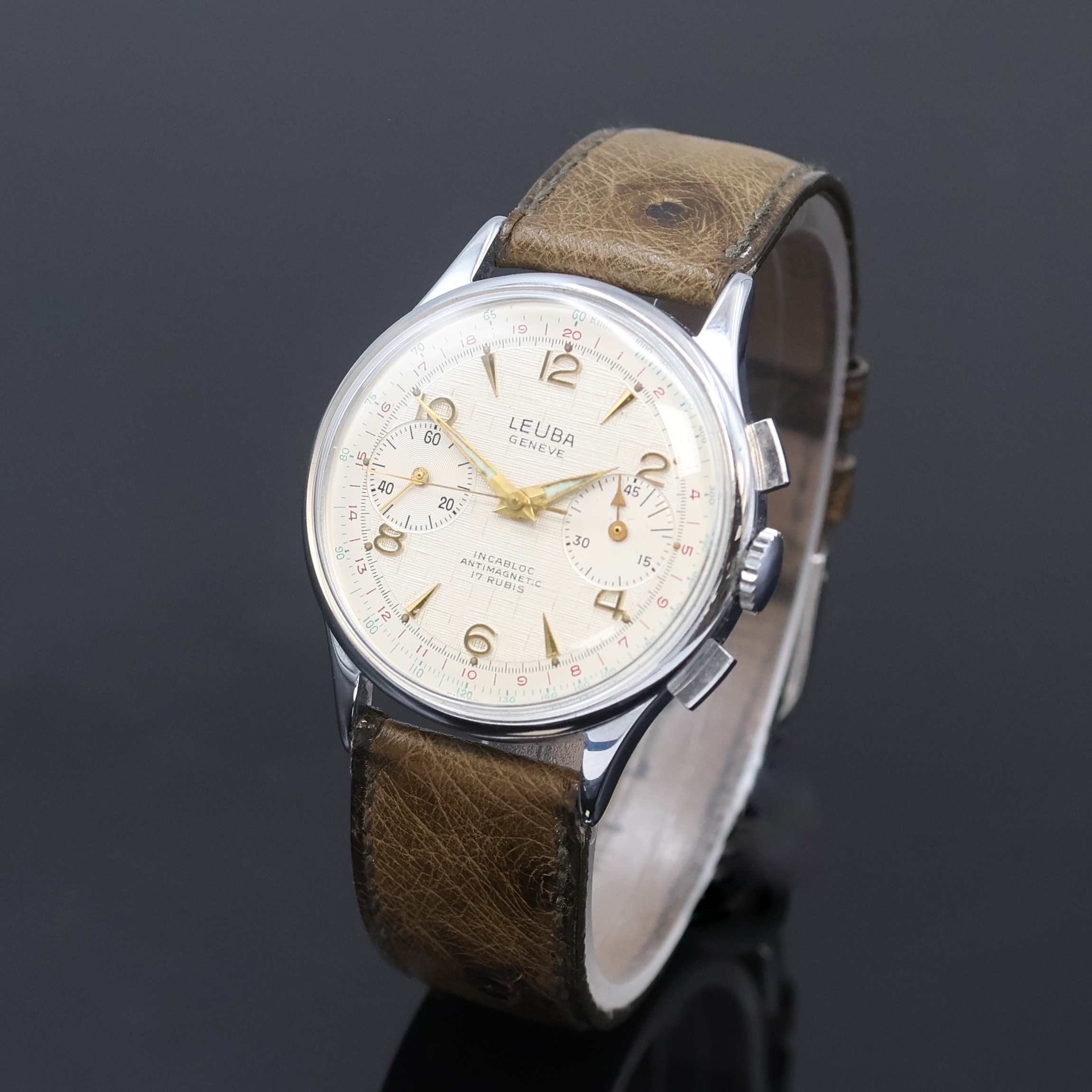 Image 27059837 - LA LEUBA Armbandchronograph, Handaufzug, Schweiz um 1954, verchr. Gehäuse, Glasrand und ...