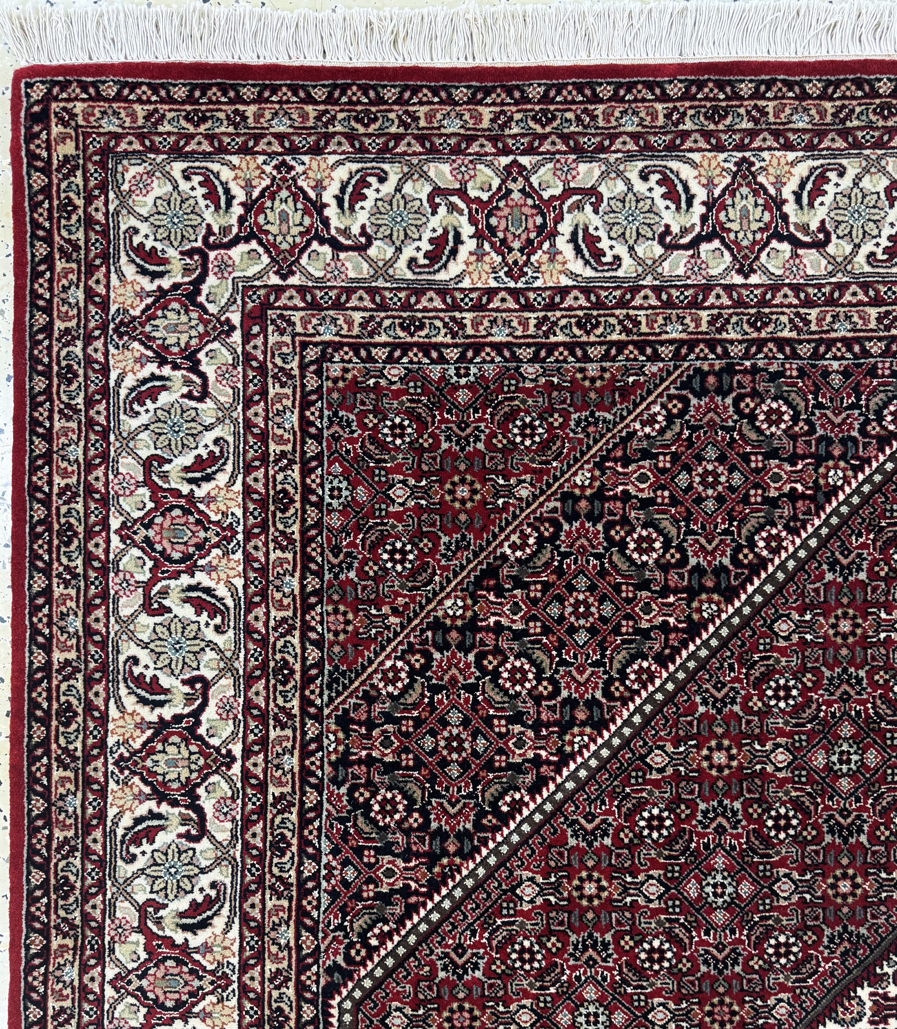 Detail d: Bidjar fein, Indien, Ende 20.Jhd, Korkwollemit Seide, ca. 236 x 176 cm, EHZ: 1-2