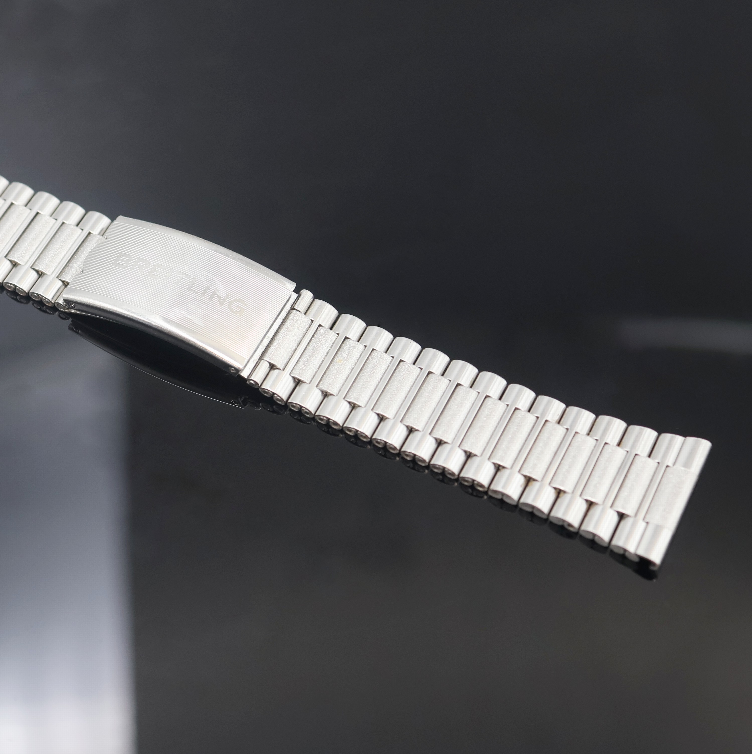Image 27059846 - BREITLING vintage steel bracelet, deployant clasp, lug approx. 22 mm, length approx. 14,5 ...