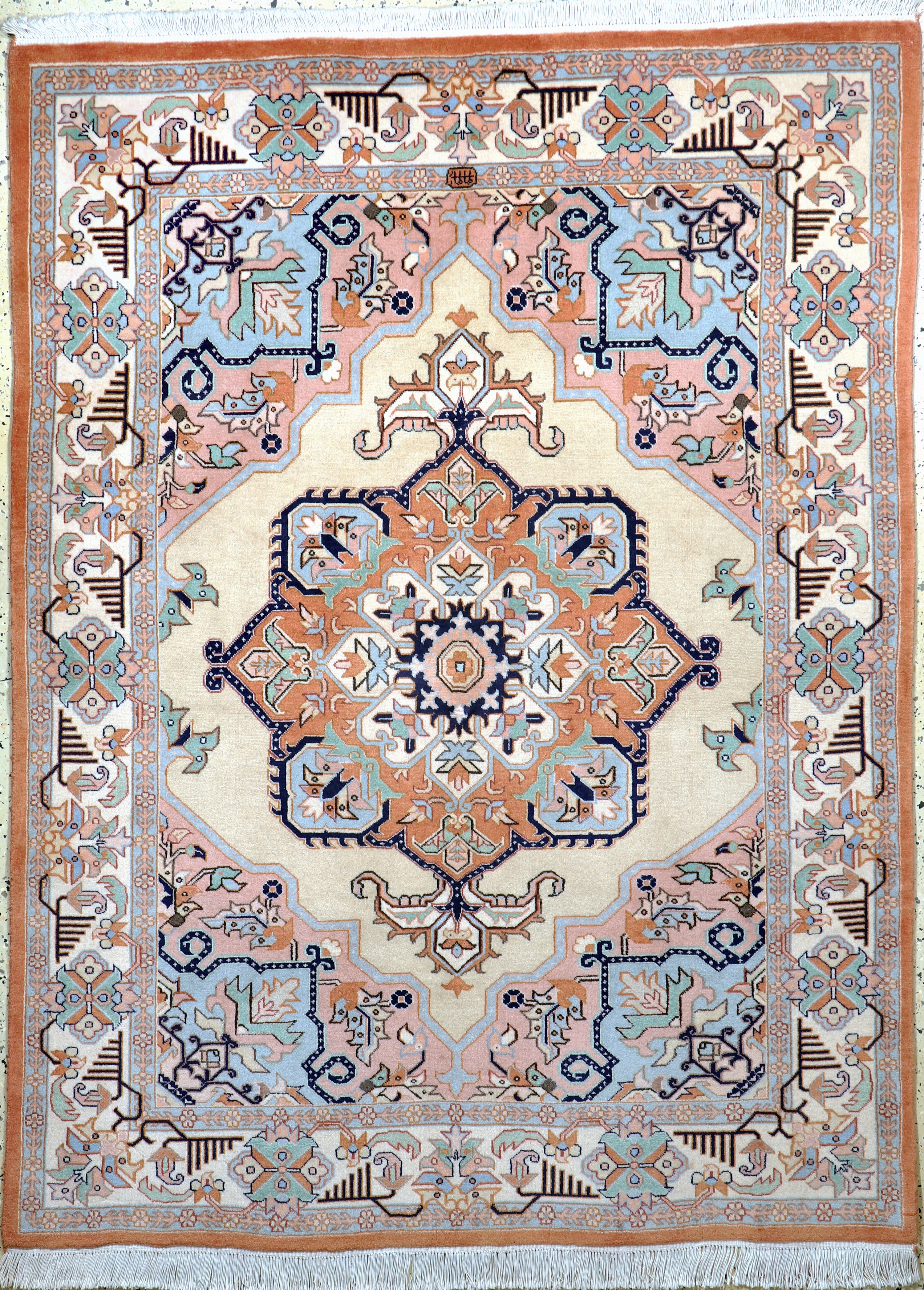 Image 27059862 - Azeri fein, Azerbaijan, Neuwertig, Korkwolle, ca. 197 x 148 cm Schätzpreis: 1850, - EUR