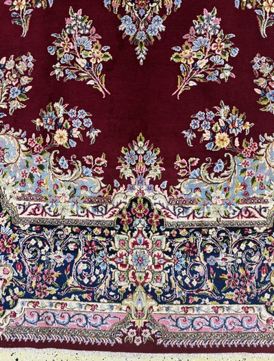 27059815b - Kerman´Arjomand´ signiert, Persien, Mitte 20.Jhd, Wolle auf Baumwolle, ca. 300 x 300 ...