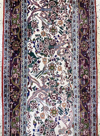 27059855b - Rosenbidjar, Persien, Ende 20.Jhd, Korkwolle, ca. 385 x 80 cm, Rand verblasst, EHZ: 1-2 ...