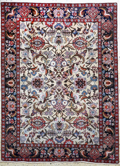 Image Täbriz, Romänien, Neuwertig, Wolle auf Baumwolle, ca. 240 x 174 cm Schätzpreis: 990, ...