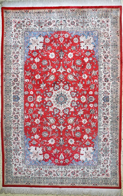 Image Täbriz fein, China, Neuwertig, Korkwolle, ca. 297 x 198 cm Schätzpreis: 1950, - EUR