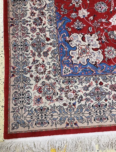 27059858b - Esfahan fein, China, Mitte 20.Jhd, Korkwolle auf Baumwolle, ca. 297 x 198 cm, ...