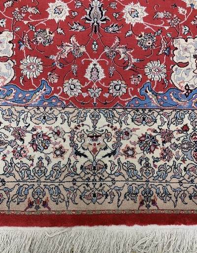 27059858h - Esfahan fein, China, Mitte 20.Jhd, Korkwolle auf Baumwolle, ca. 297 x 198 cm, ...