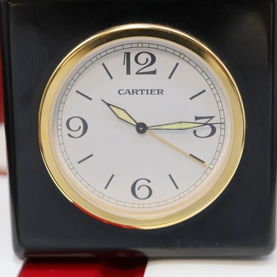 27060022c - CARTIER kleiner Reisewecker, Schweiz verk. lt. beil. Pap. 11/1999, quarz, verg. Geh. im ...