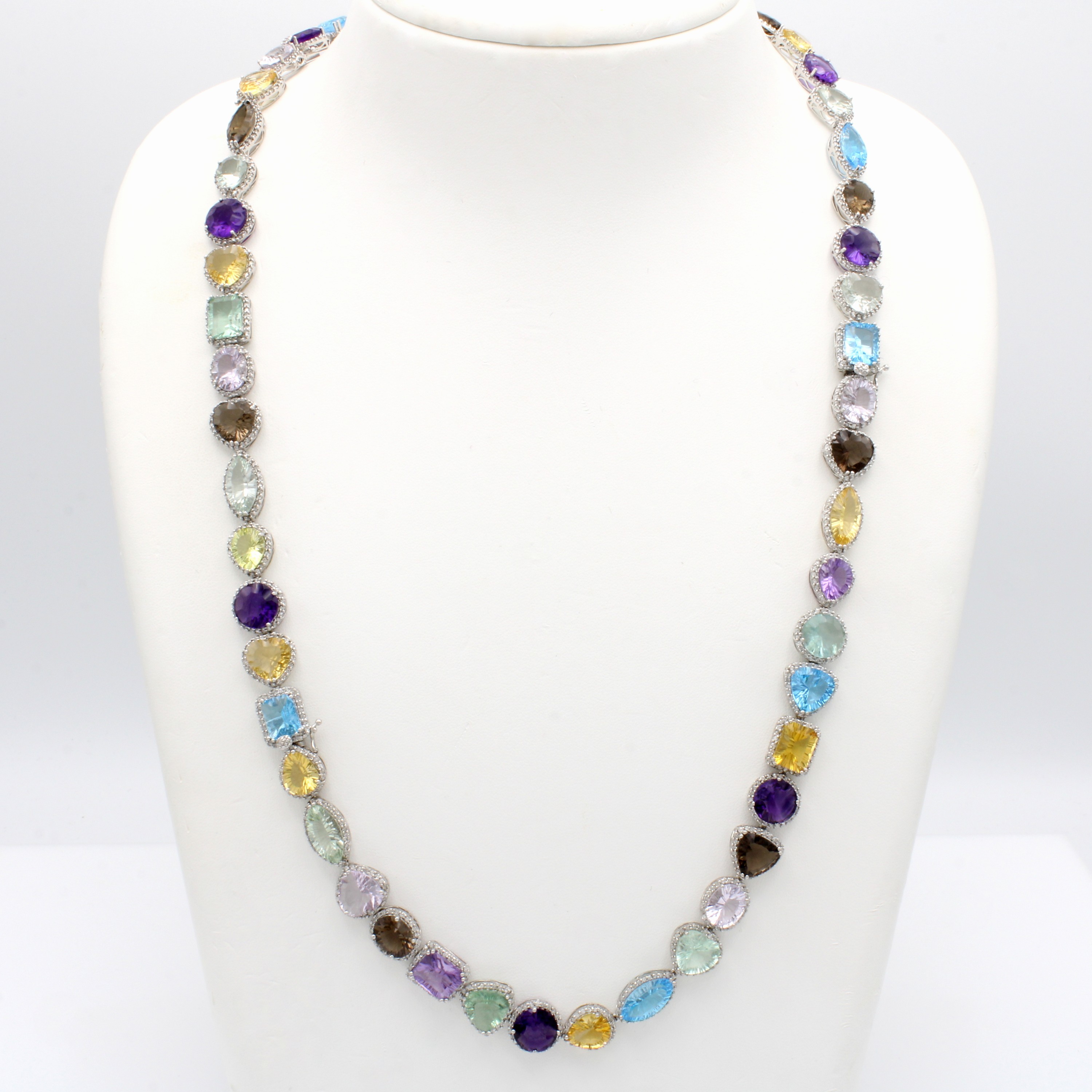 Image 27060427 - Set bestehend aus: Collier und Armband mit Farbsteinen und Brillanten, WG 750/000, als ...