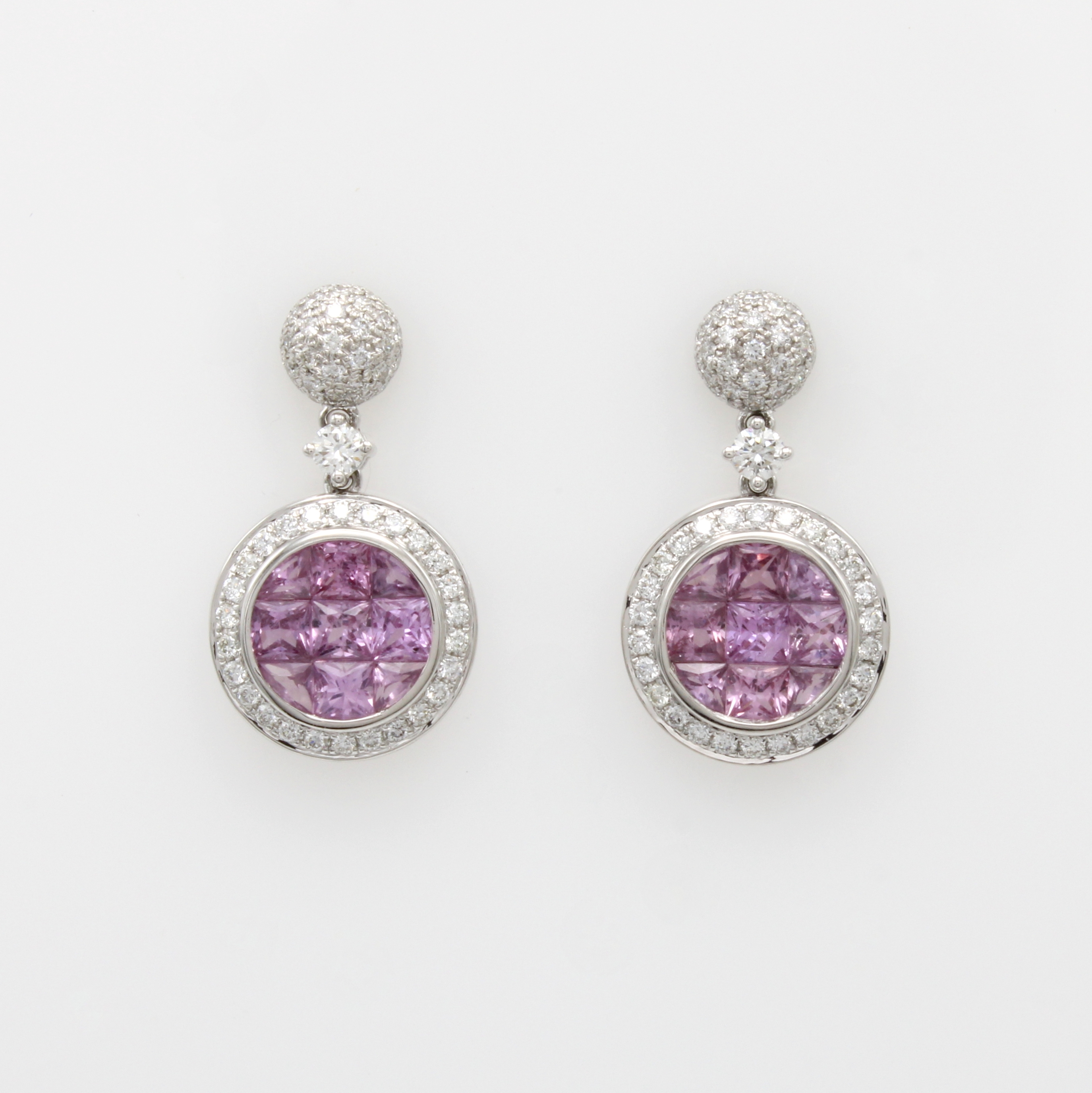 Image 27060481 - Paar Ohrstecker mit Saphiren und Brillanten, WG 750/000, runde Elemente bes. m. insges. ...