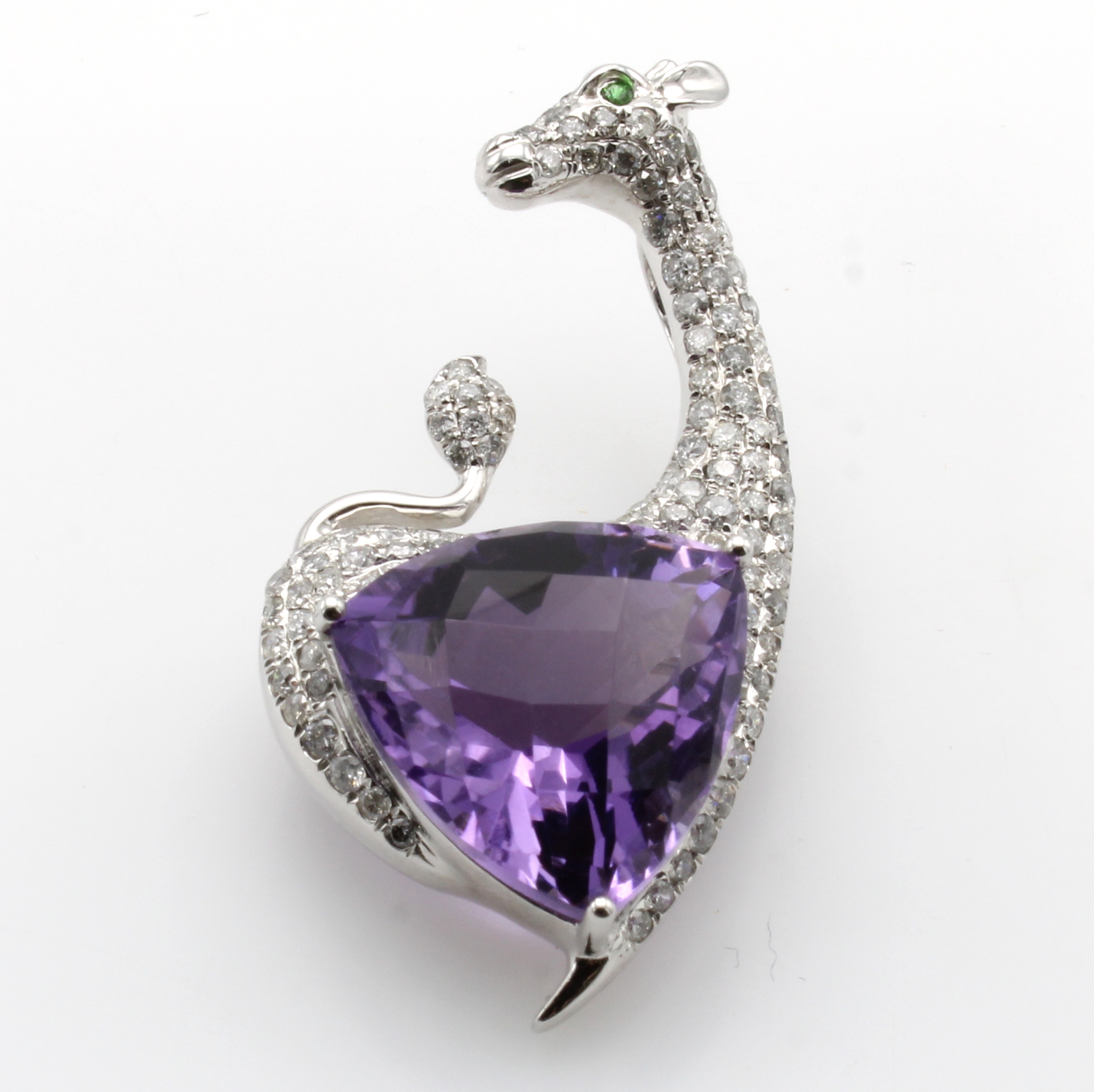Image 27060503 - Anhänger/Brosche ´Giraffe´ mit Tsavorit, Amethyst und Brillanten, WG 750/000, 116 ...