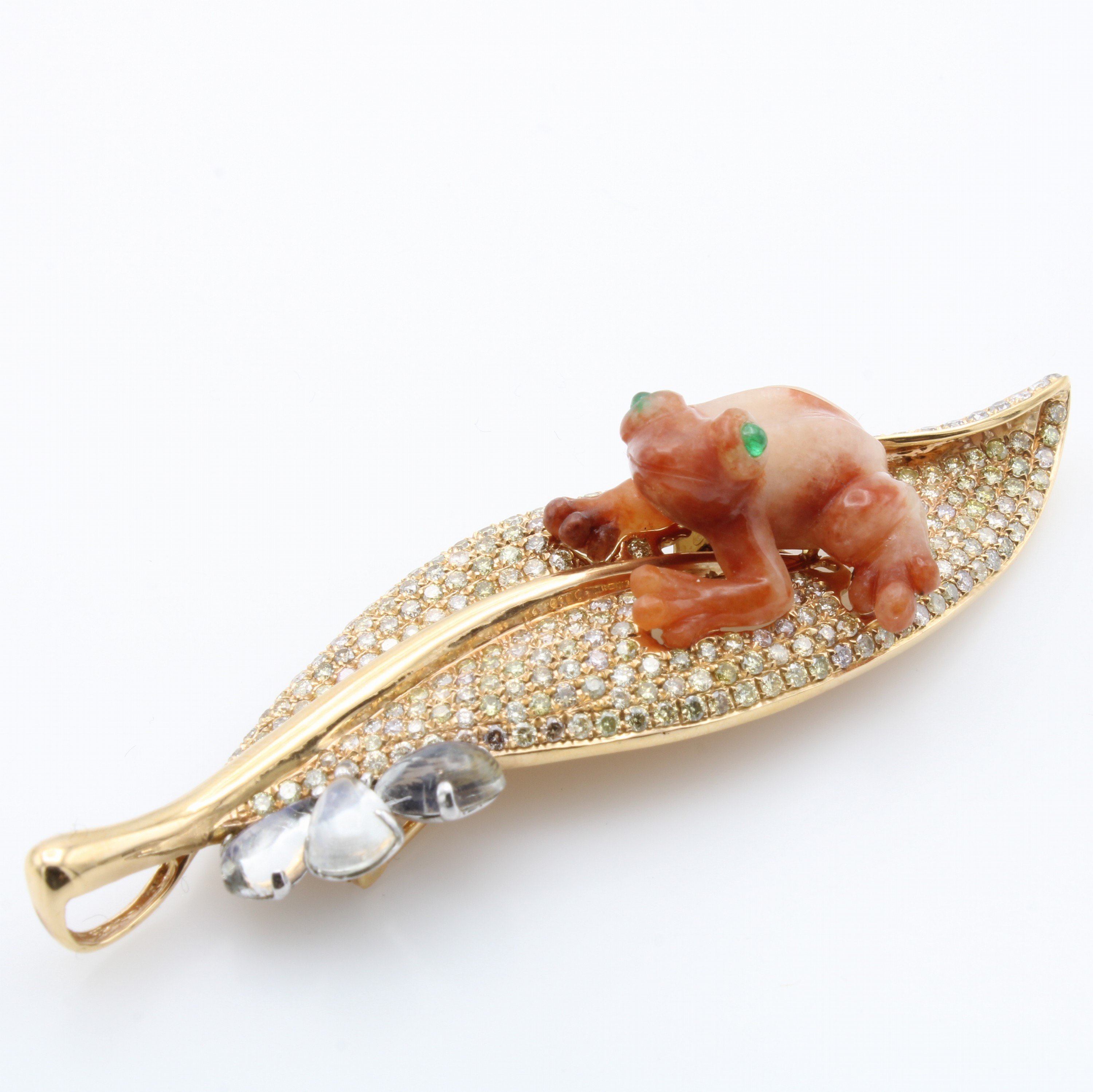 Image 27060504 - Brosche/Anhänger ´Frosch auf Blatt´ mit Brillanten und Farbsteinen, GG 750/000, 235 ...