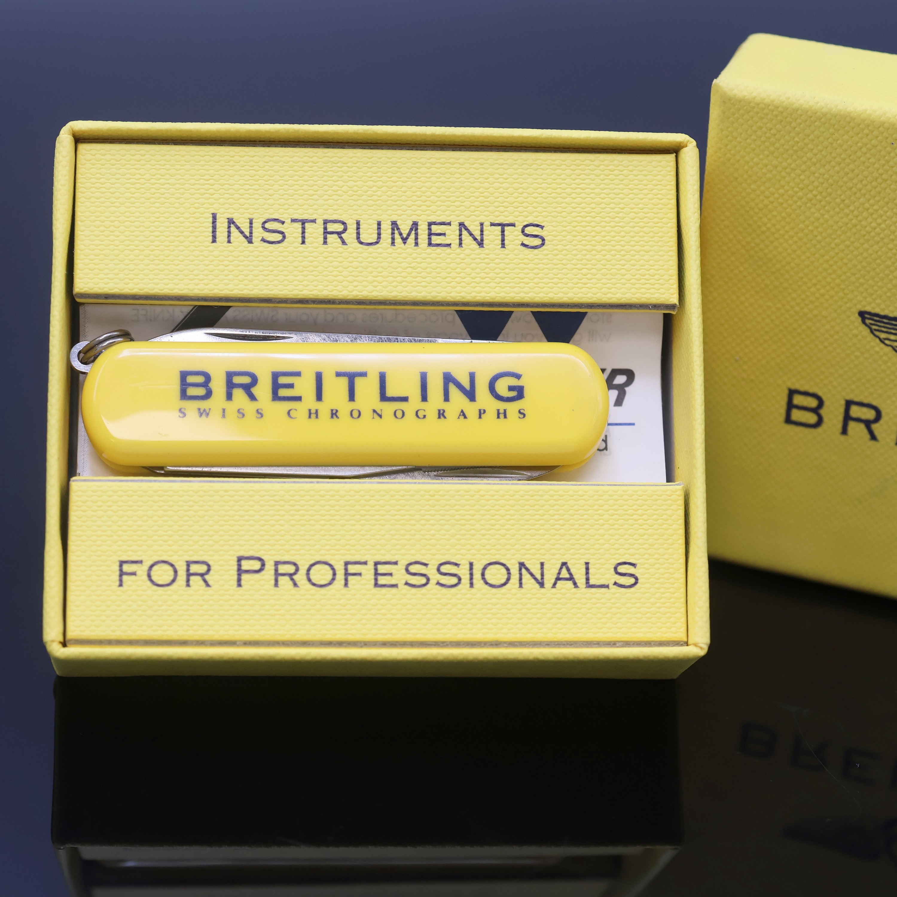 Image 27060515 - BREITLING / WENGER Multifunktions- Taschenmesser in original Breitling Box, mit Messer, ...