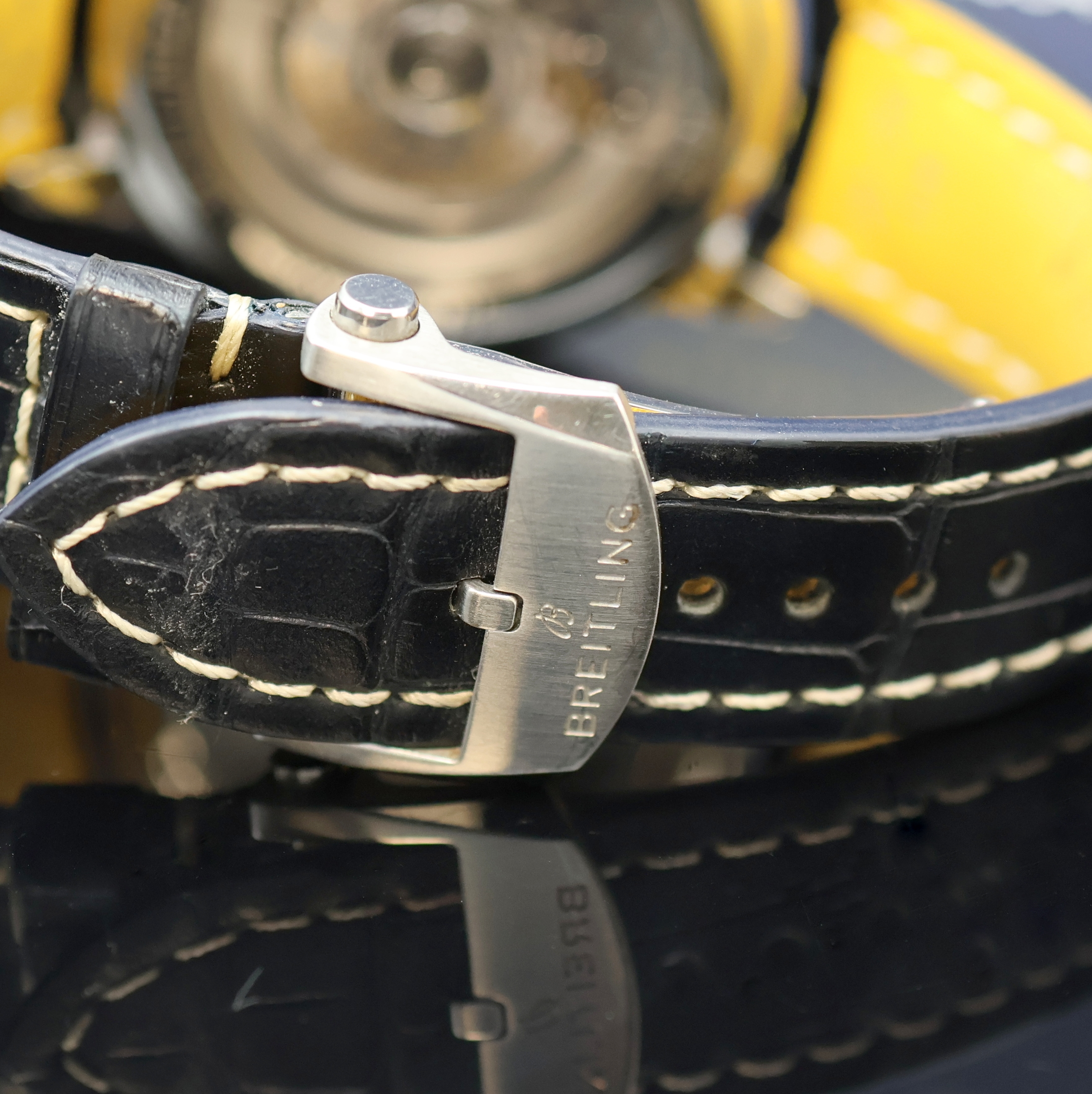 Detail e: BREITLING auf 1.000 Stück limitierte Armbanduhr Premier B01 Chronograph 42 Bentley Mulliner Referenz AB0118A71G1P1, Automatik, Chronometer in ...