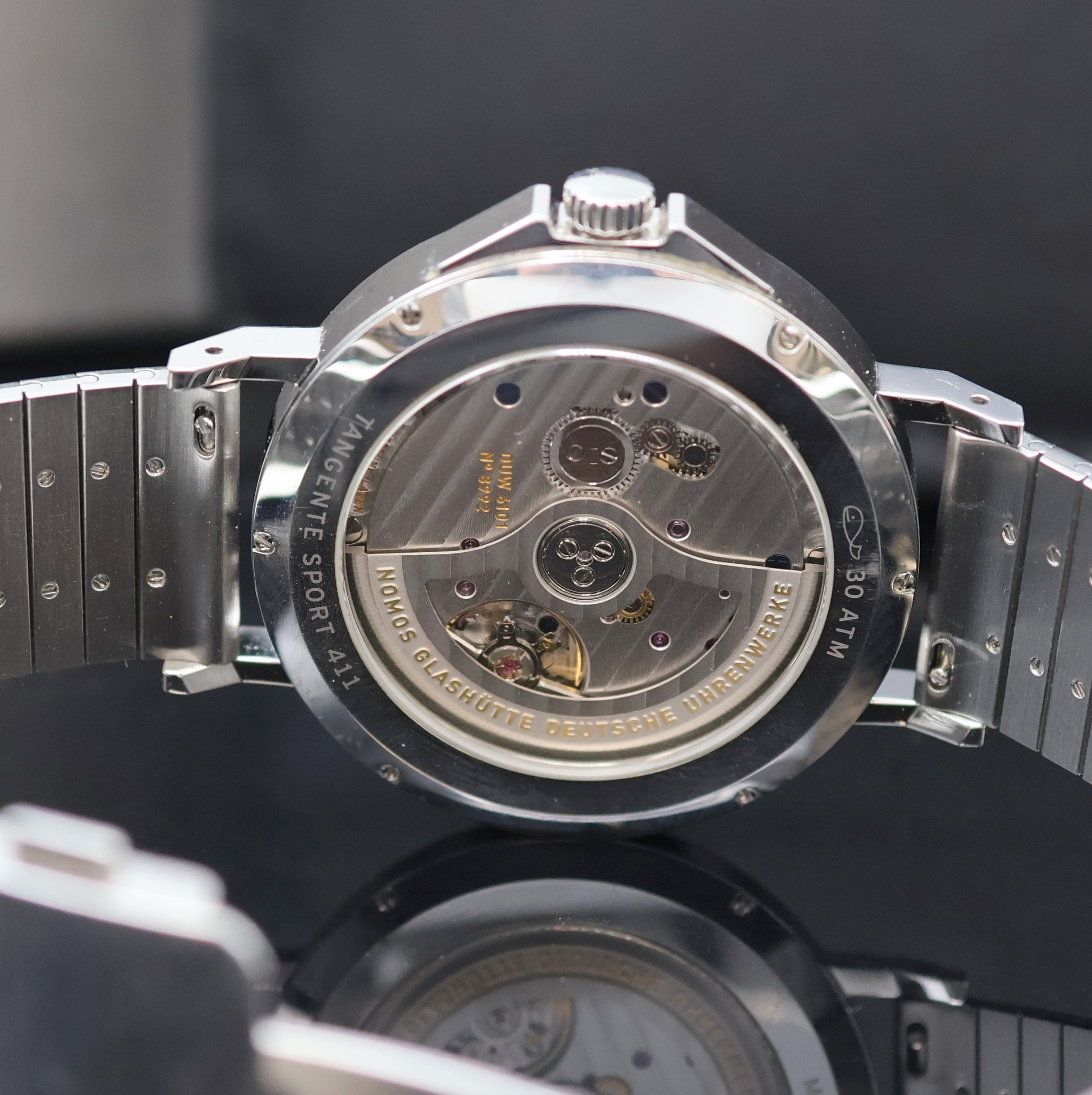 Detail f: NOMOS Tangente Herrenarmbanduhr Sport Neomatik 42 Referenz 580, Deutschland um 2020, Automatik, beids. vergl. Edelstahlgeh. inkl. Gliederband m. ...
