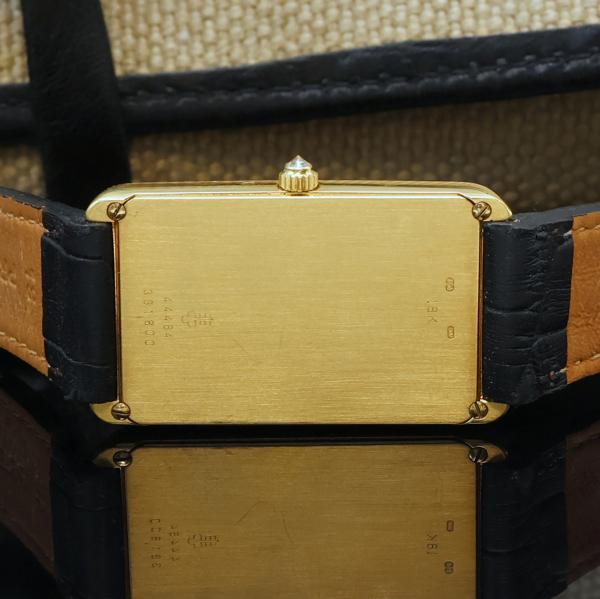Detail d: CORUM Armbanduhr in Form eines 5 Gramm Goldbarrens Referenz 44464, Schweiz 1980er Jahre, quarz, Geh. in GG 750/000 inkl. neutr. Lederband m. verg. ...