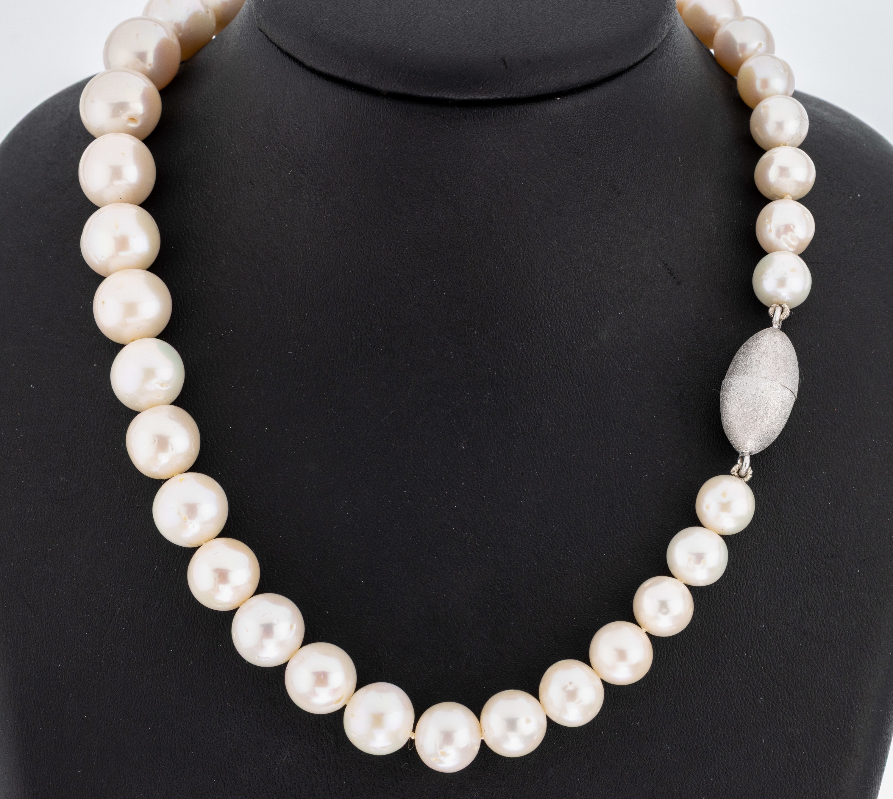 Image 27060564 - Perl-Collier, Süßwasserzuchtperlen, D. ca.10.0-14.4 mm, L. ca. 45 cm, Magnetschließe ...