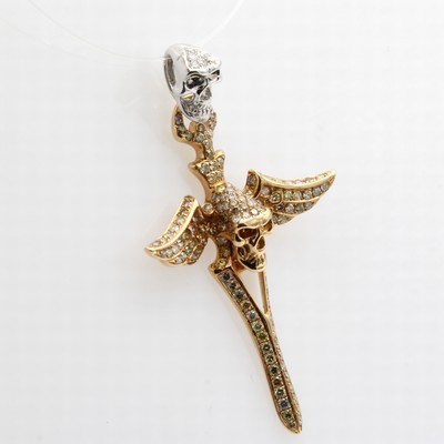 27060500a - Anhänger mit Brillanten, WG/RG 750/000, in Form eines Kreuzes mit Totenkopf- u. ...