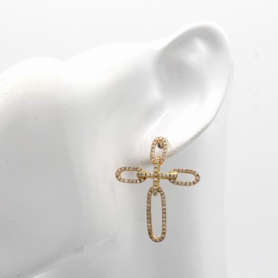 27060505a - Paar Ohrstecker in Kreuzform mit Brillanten, GG 750/000, 190 Brill. zus. ca. 1.28 ct ...