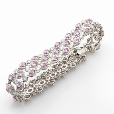 27060512c - Armband mit Brillanten und Saphiren, 900er Platin, 561 Brill. zus. ca. 7.2 ct Weiß/si, ...
