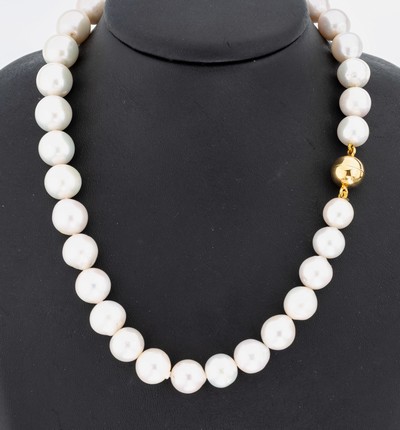 Image Perl-Collier, Süßwasserzuchtperlen, D. ca. 10.6-13.2 mm, Magnetschließe 925er Silber ...