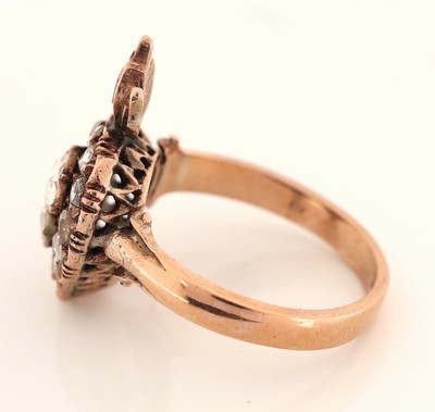 27060637c - 8 kt Gold Diamant-Ring, um 1870-80, GG 333/000 gepr., Ringkopf stil. Krone, ...