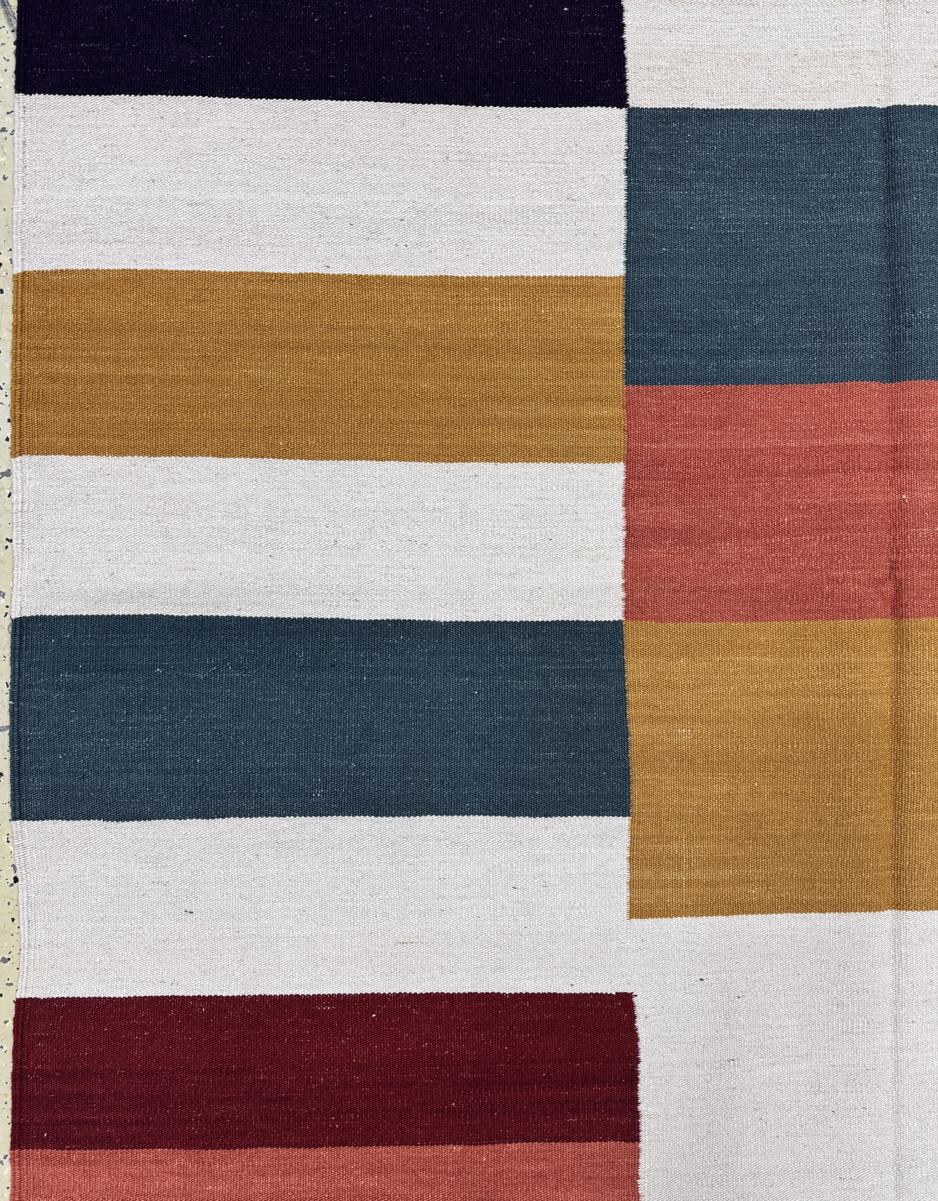 Detail c: Ghaschgai Kelim, Persien, Ende 20.Jhd, Wolle auf Baumwolle, ca. 302 x 190 cm, EHZ:(nahezu neuwertig)