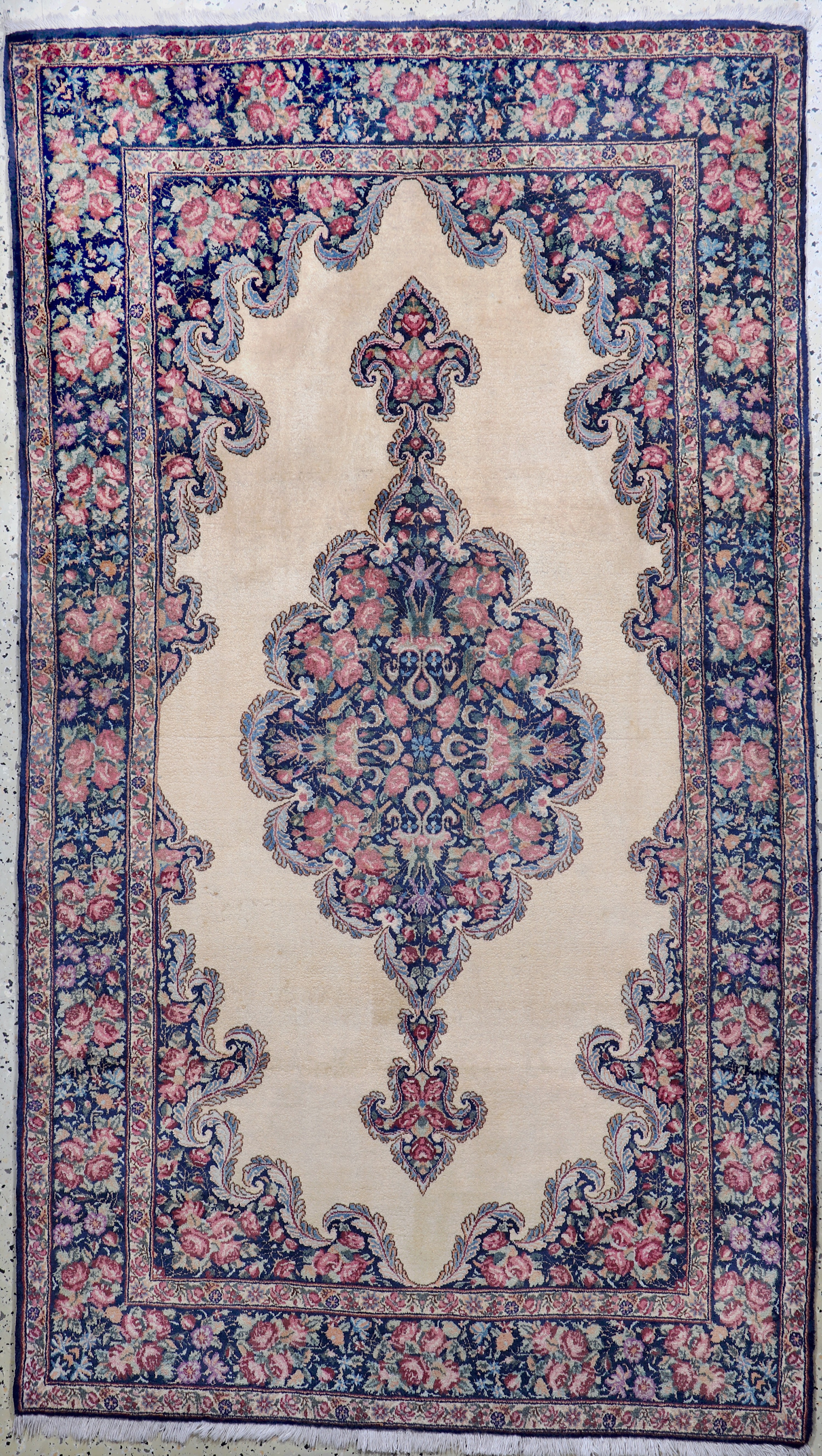 Image 27061049 - Kerman Kork fein, Persien, Ende 20.Jhd, Korkwolle auf Baumwolle, ca. 210 x 120 cm, ...