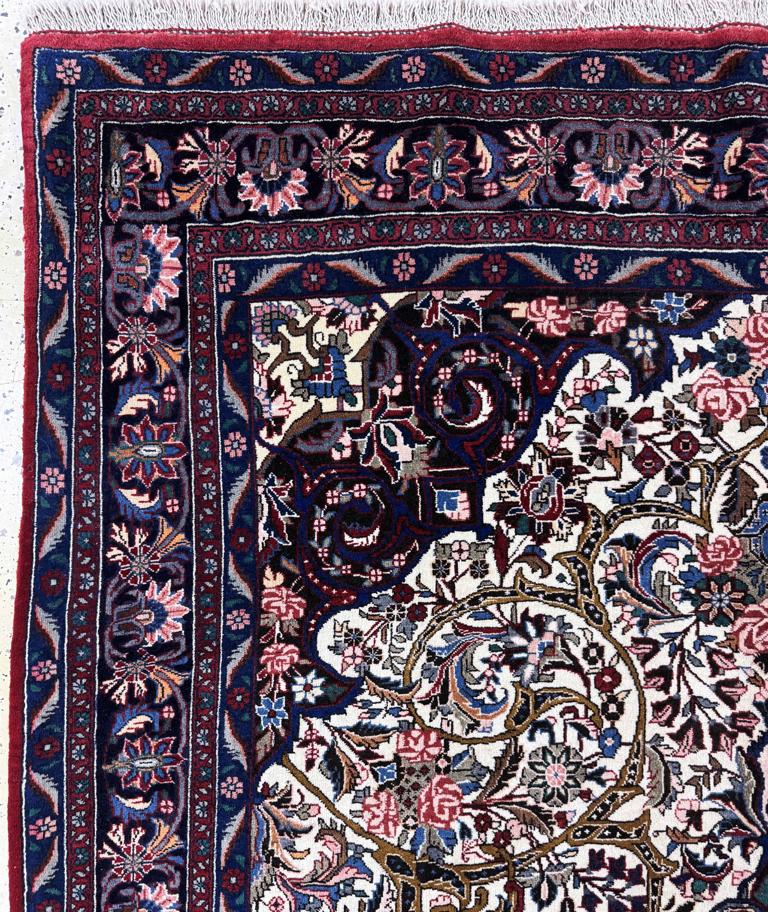 Detail d: Rosenbidjar Kork fein, Persien, Mitte 20.Jhd, Korkwolle auf Baumwolle, ca. 280 x 165cm, EHZ:(nahezu neuwertig)