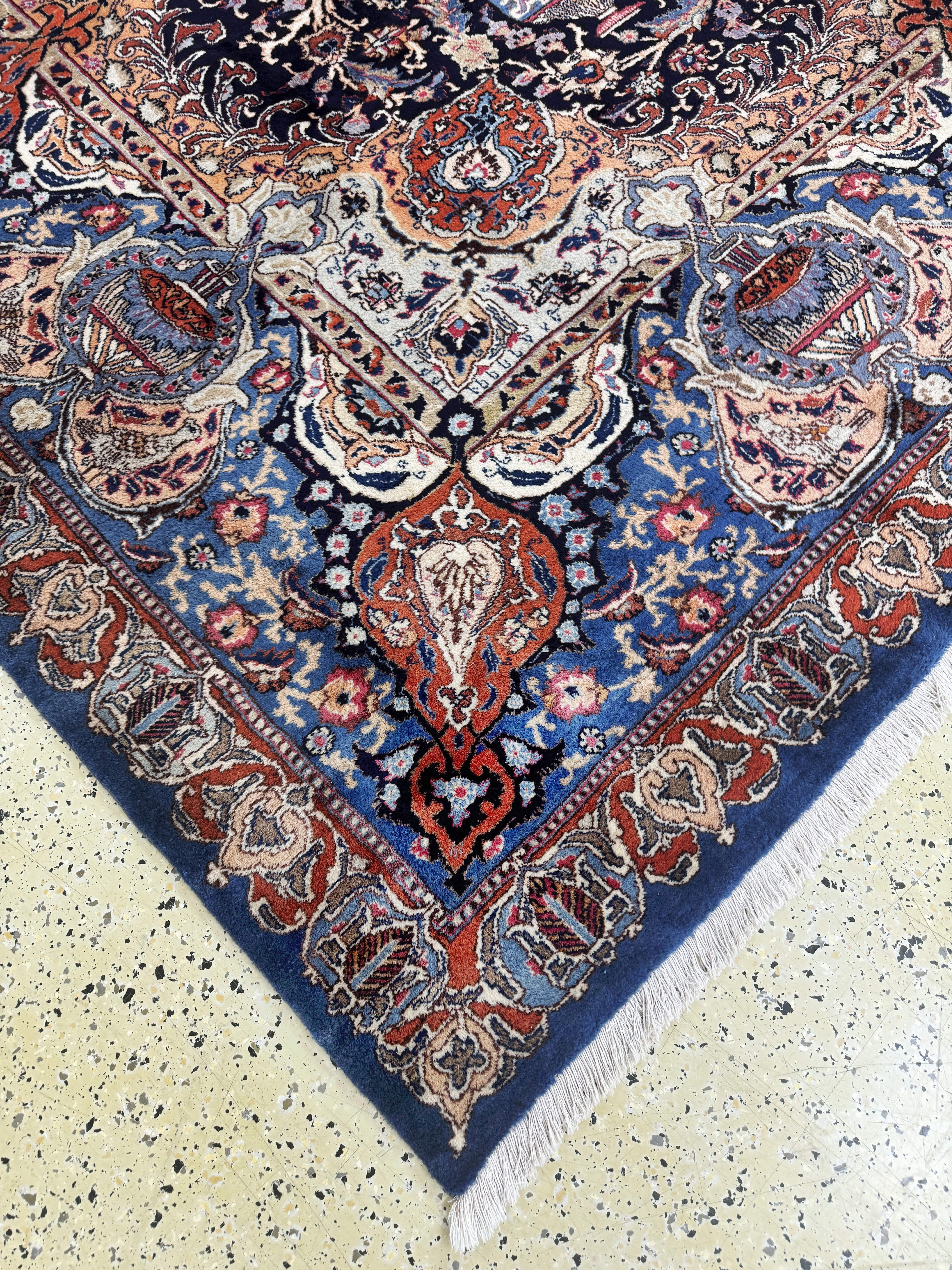 Detail g: Kaschmar, Persien, Mitte 20.Jhd, Wolle auf Baumwolle, ca. 390 x 295 cm, EHZ:(nahezu neuwertig)