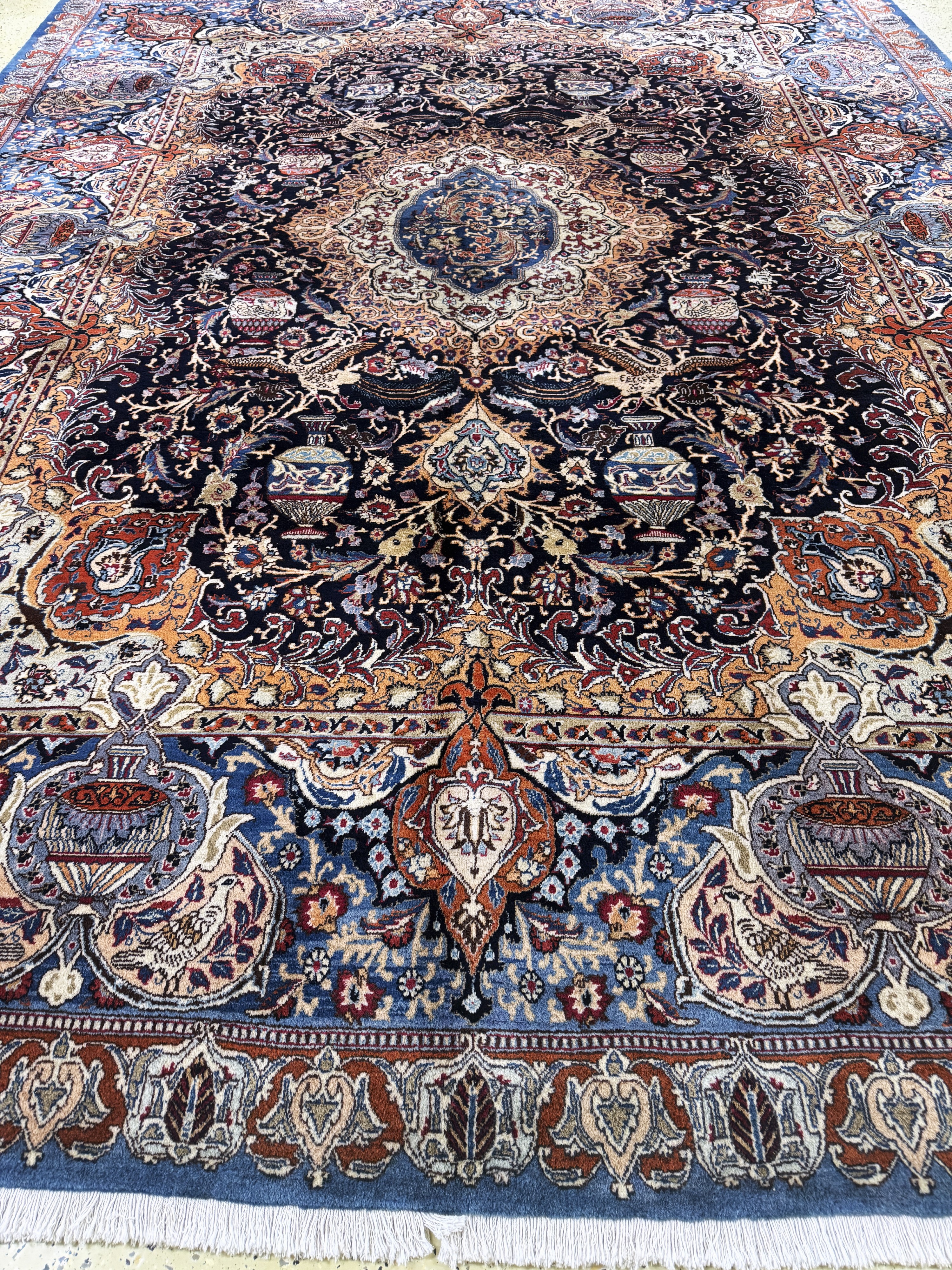 Detail j: Kaschmar, Persien, Mitte 20.Jhd, Wolle auf Baumwolle, ca. 390 x 295 cm, EHZ:(nahezu neuwertig)