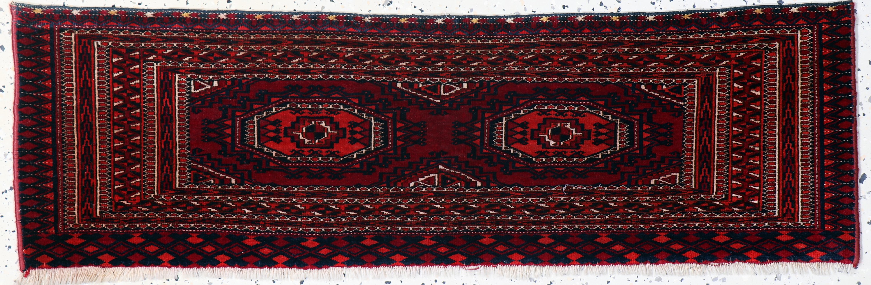 Image 27061055 - Tekke Torba, Turkmenistan, um 1900, Wolle auf Wolle, ca. 113 x 35 cm, EHZ: 2 ...