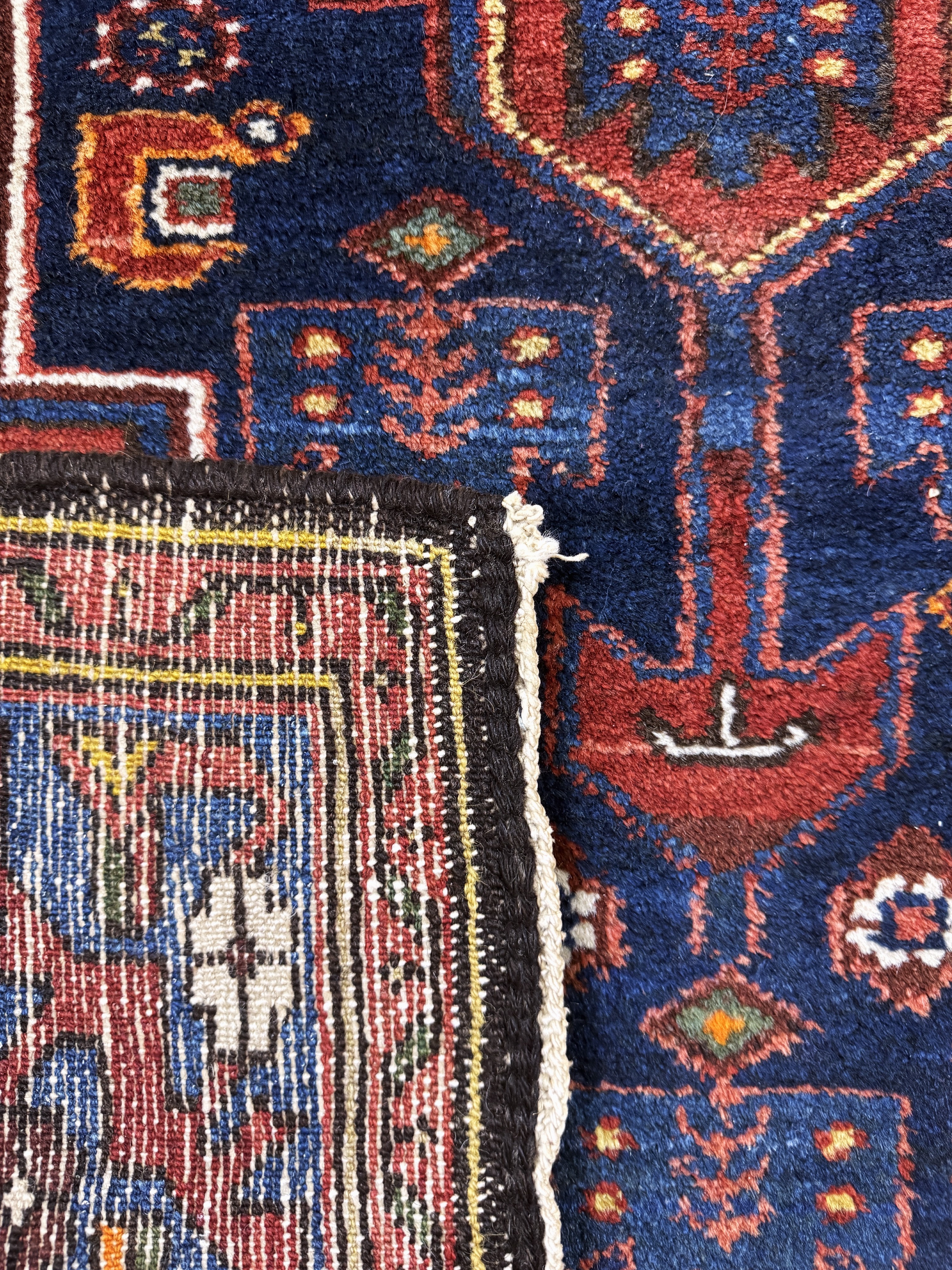 Detail d: Shahsawan, Persien, Mitte 20.Jhd, Wolle aufBaumwolle, ca. 290 x 115 cm, EHZ: 1-2