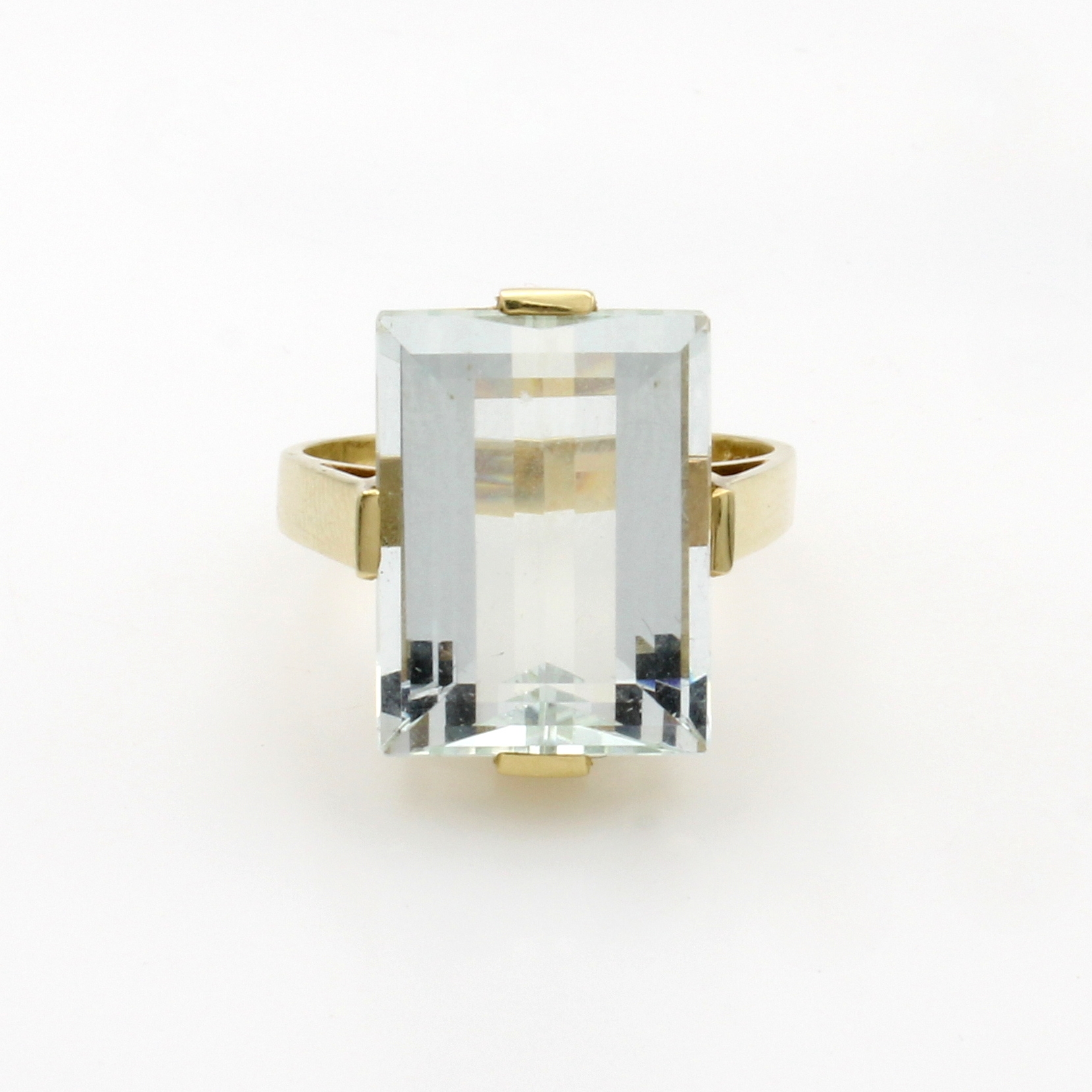 Image 27061066 - Ring mit Aquamarin, GG 585/000, achteck. Aquamarin in breiter Krappenfassung ca. 11.99 ...