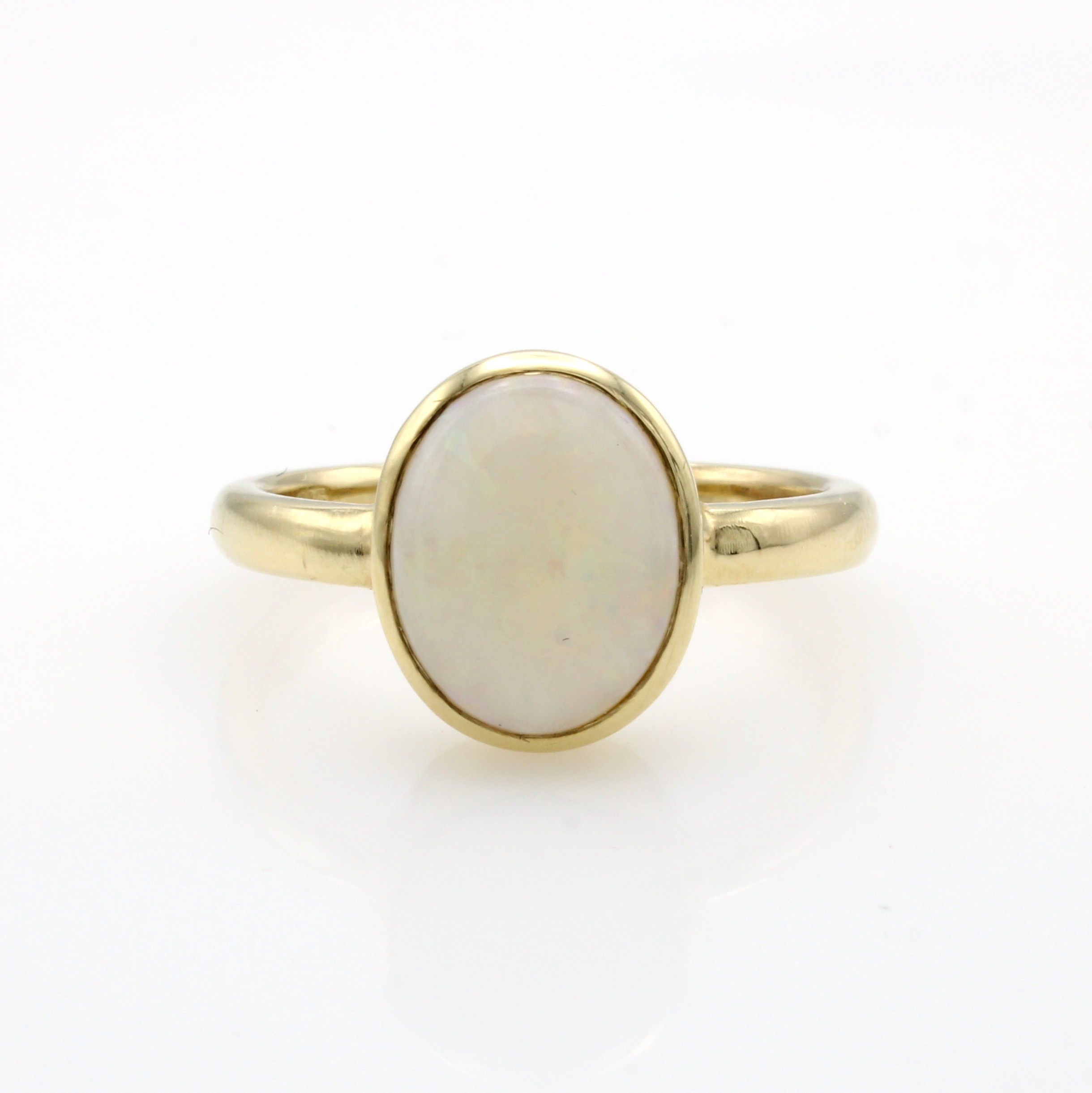 Image 27061067 - Ring mit australischem Opal, GG 585/000, ovaler Opal in glatter Fassung, M. ca. 11x9 mm, ...