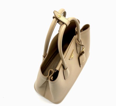 Image 27061045c - PRADA