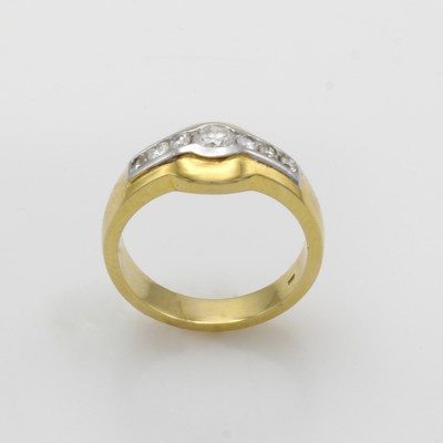 27061048a - Ring mit Brillanten, GG 585/000, 7 Brill. inrhod. Fassungen zus. ca. 0.50 ct Weiß/si, ...
