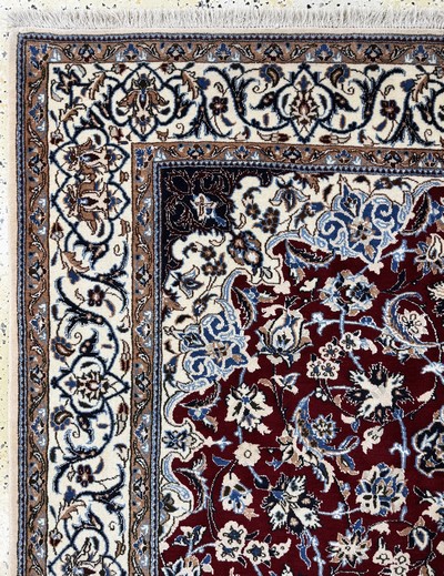 27061052d - Nain fein(9 La), Persien, Mitte 20.Jhd, Korkwolle mit Seide, ca. 265 x 166 cm, ca. ...