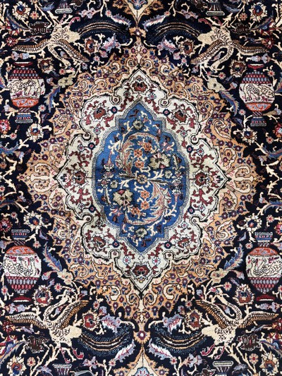 27061054e - Kaschmar, Persien, Mitte 20.Jhd, Wolle auf Baumwolle, ca. 390 x 295 cm, EHZ:(nahezu ...