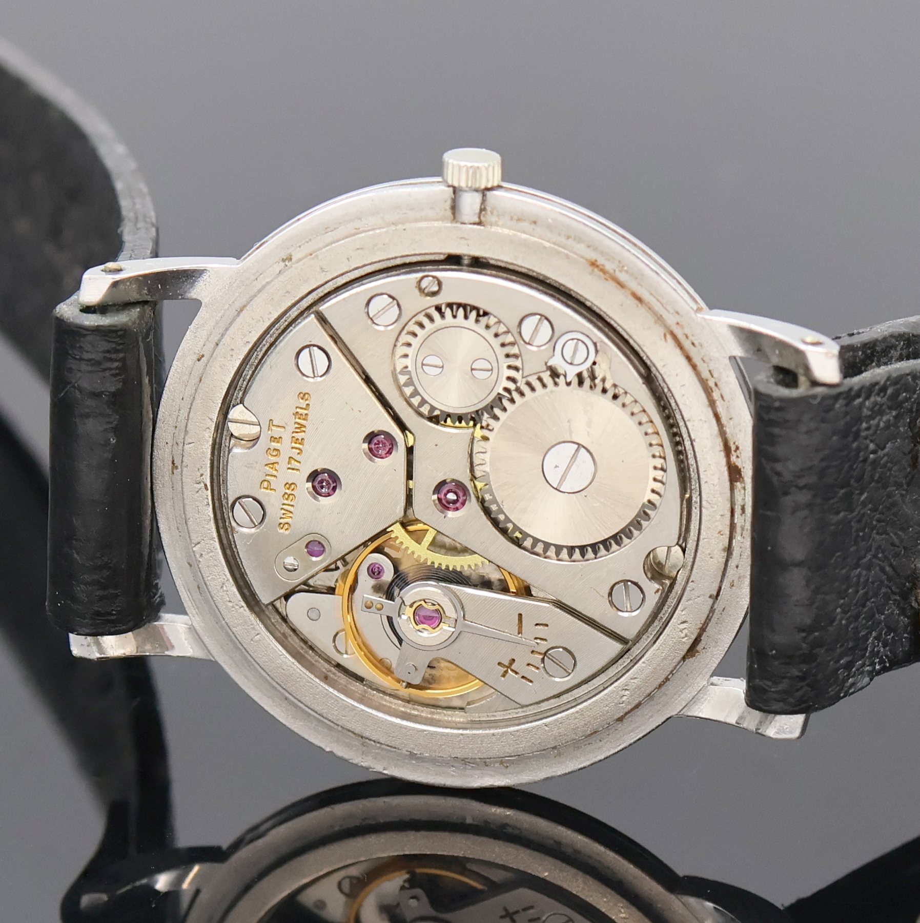 Detail f: PIAGET seltene Armbanduhr in Stahl Referenz 10821, Schweiz 1960er Jahre, 3-teil. Geh., Boden und Glasrand aufgedr., silb. Zifferbl. m. aufgel. ...